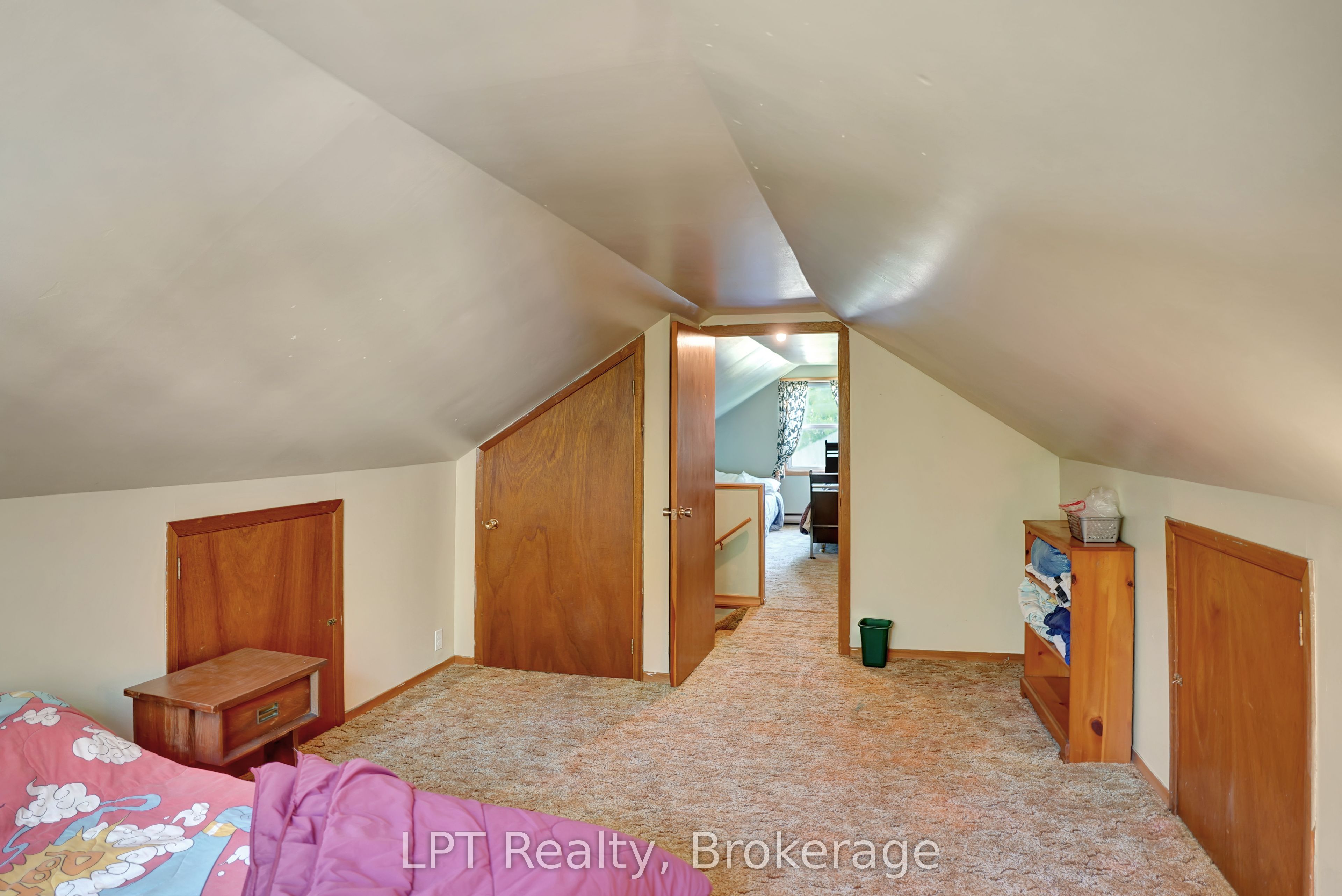621 Huron Road Property Photo 28