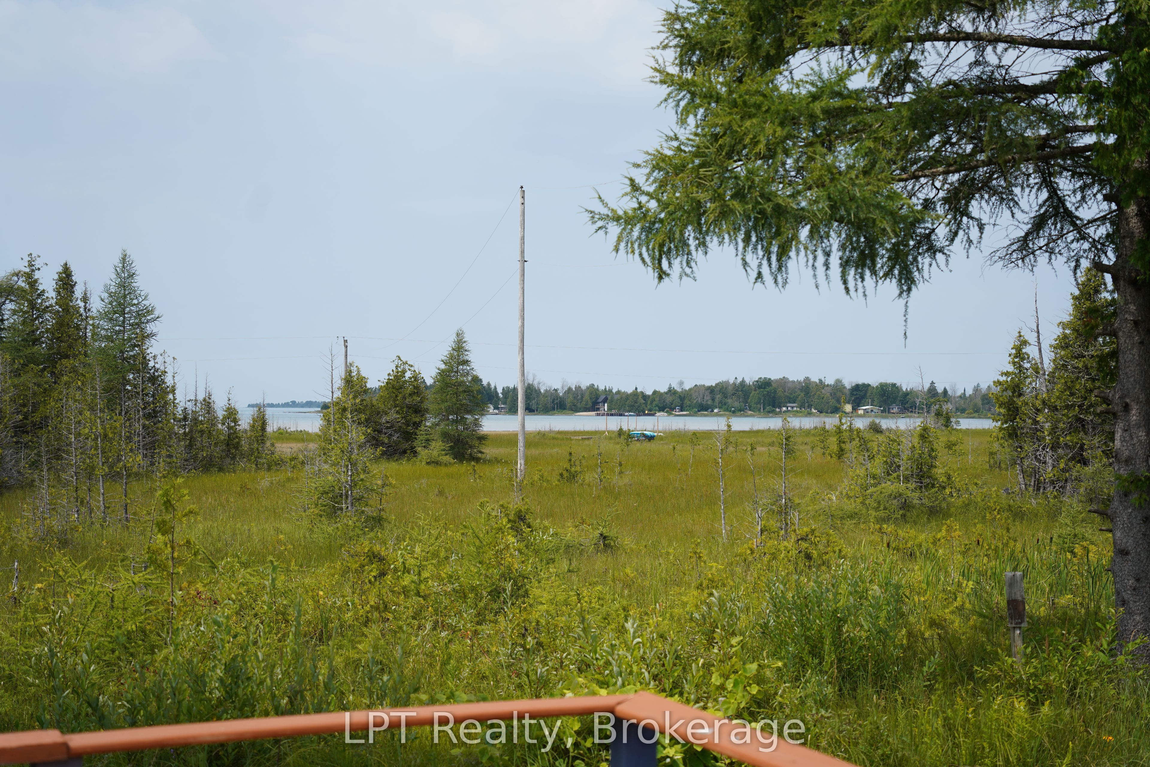 621 Huron Road Property Photo 32