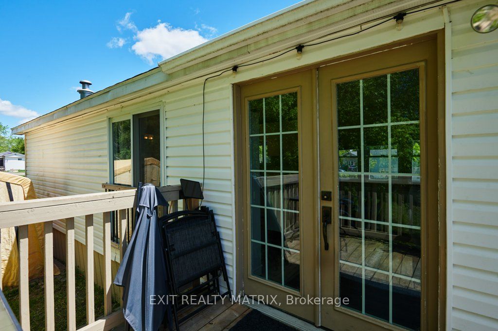 1376 Tigerlily Private Property Photo 3