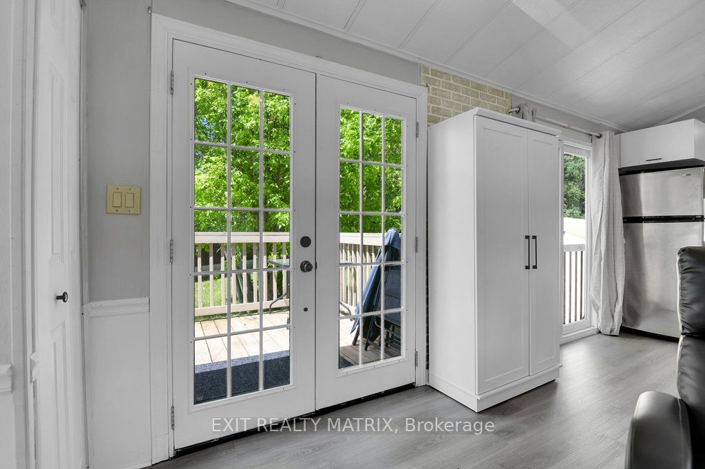 1376 Tigerlily Private Property Photo 5