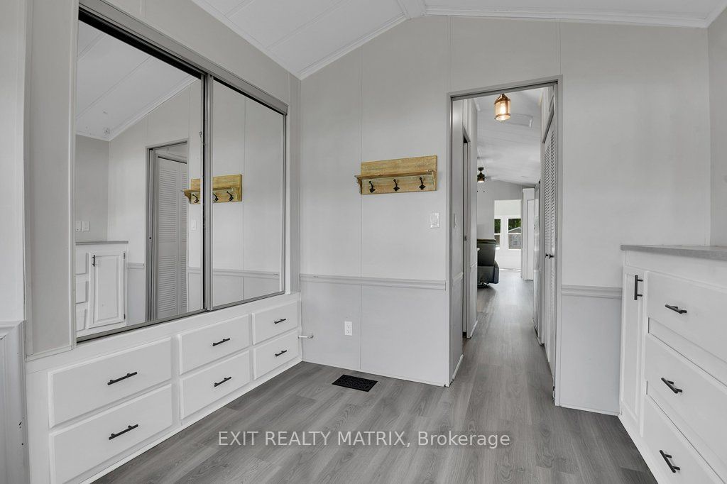 1376 Tigerlily Private Property Photo 22