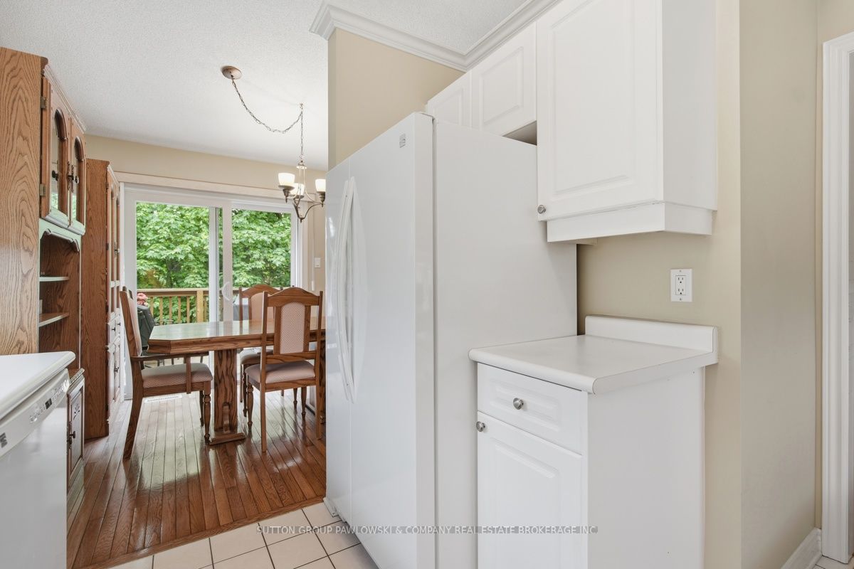 1241 Hamilton Road 64 Property Photo 11