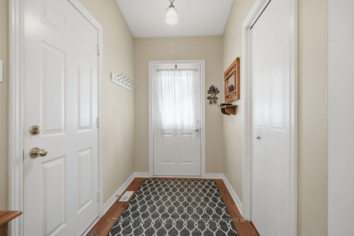 1241 Hamilton Road 64 Property Photo 12