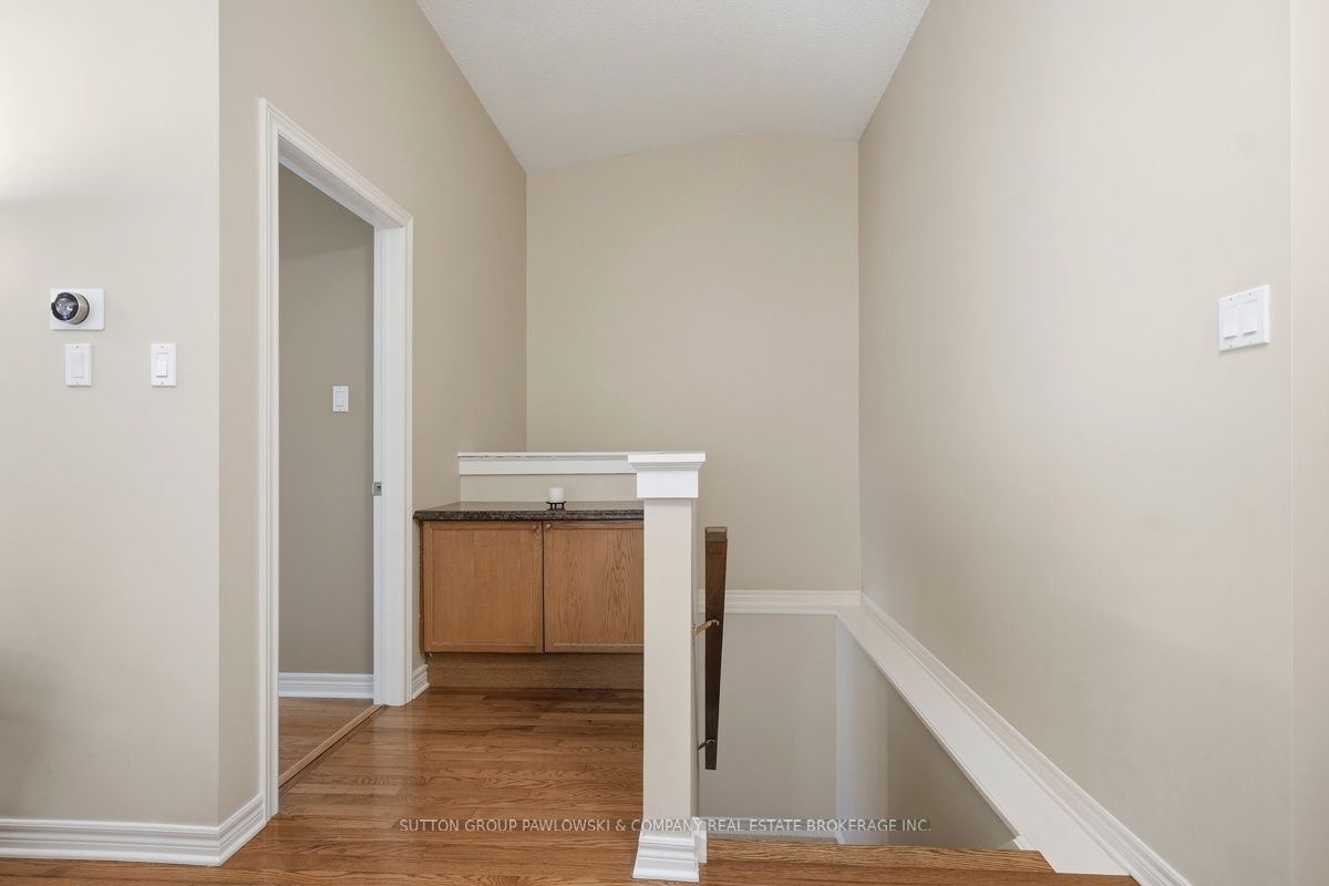 1241 Hamilton Road 64 Property Photo 18