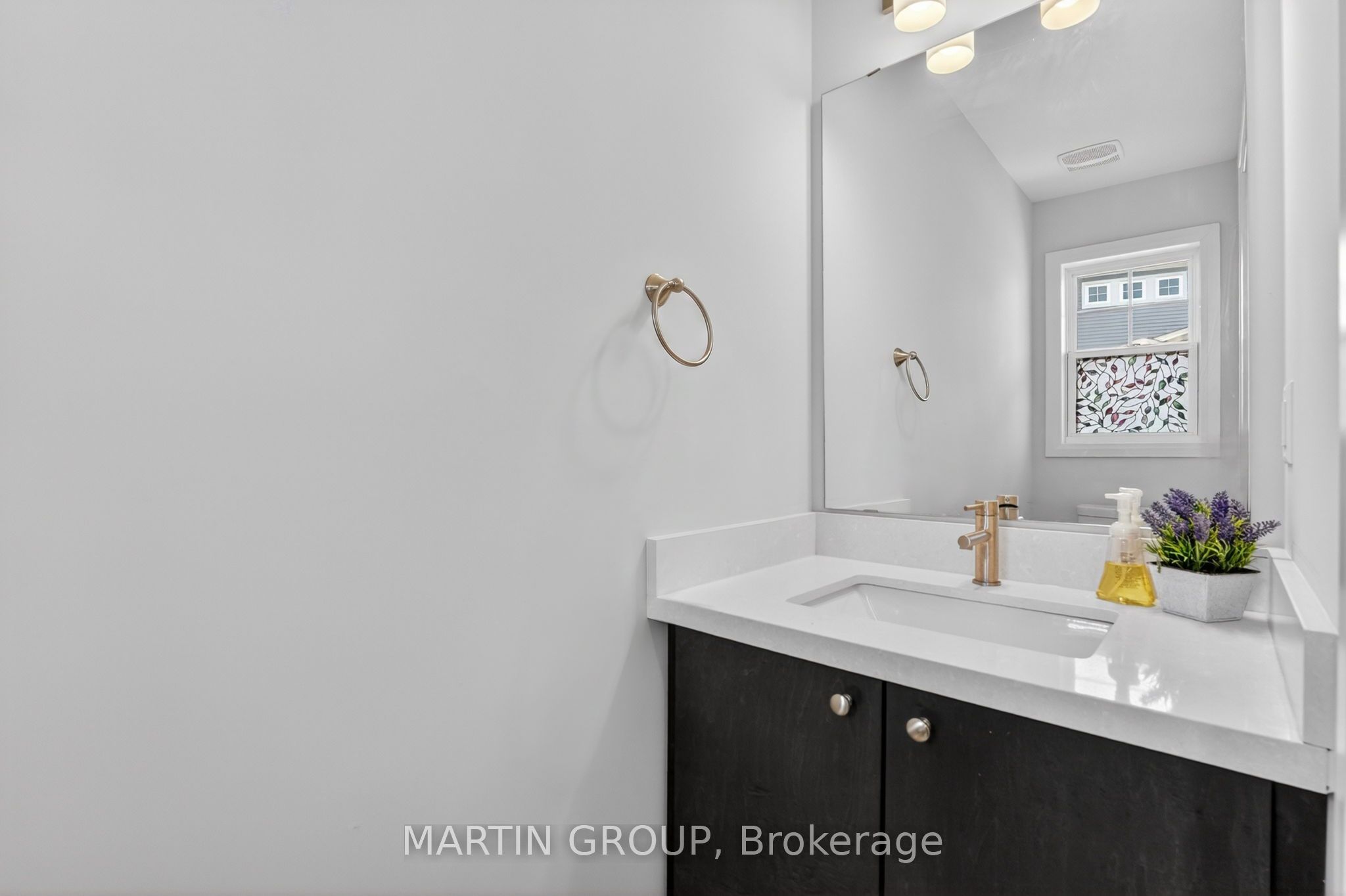 35 Comet Lane Property Photo 21