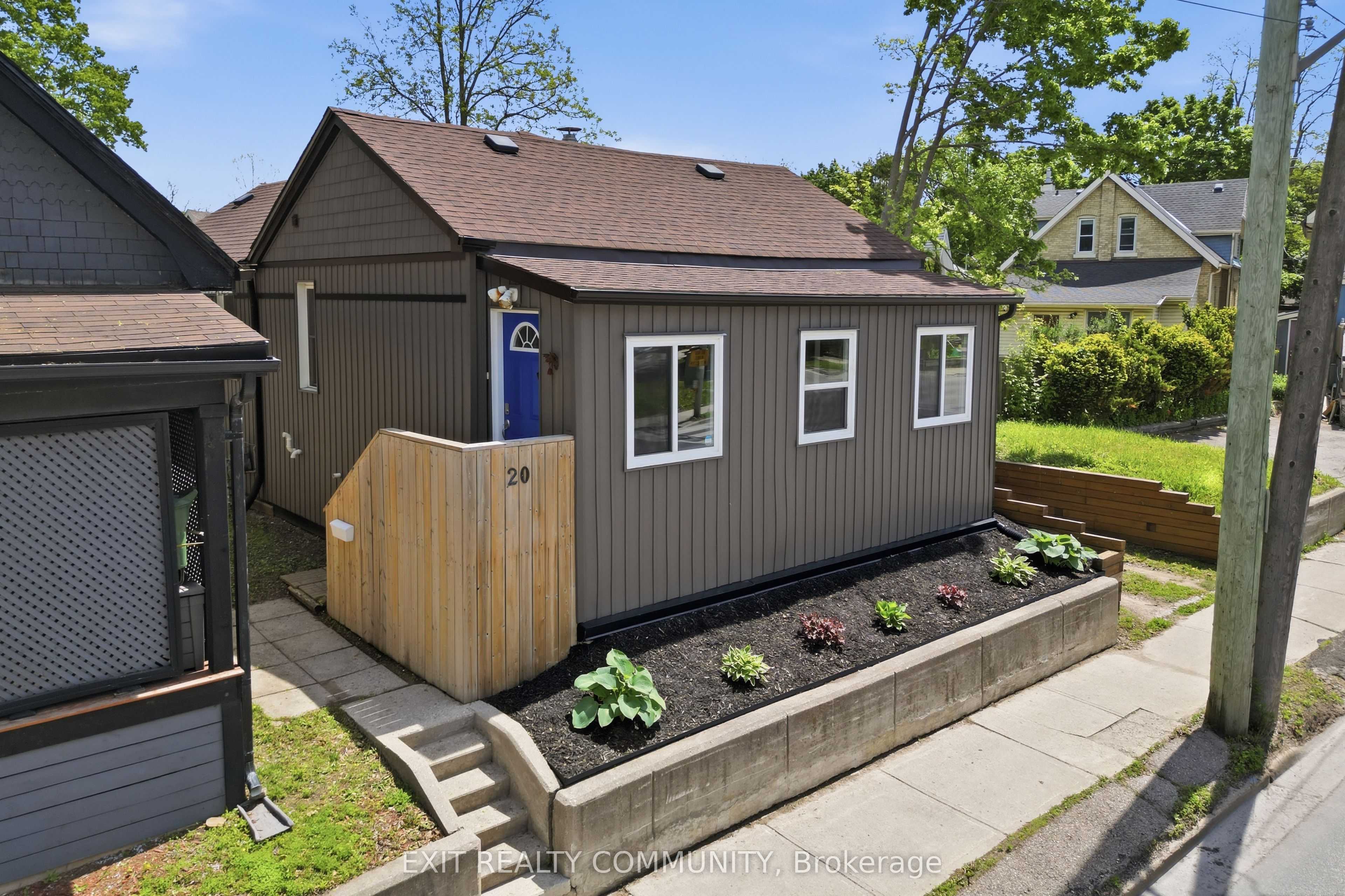 20 Wharncliffe Road S Property Photo 19