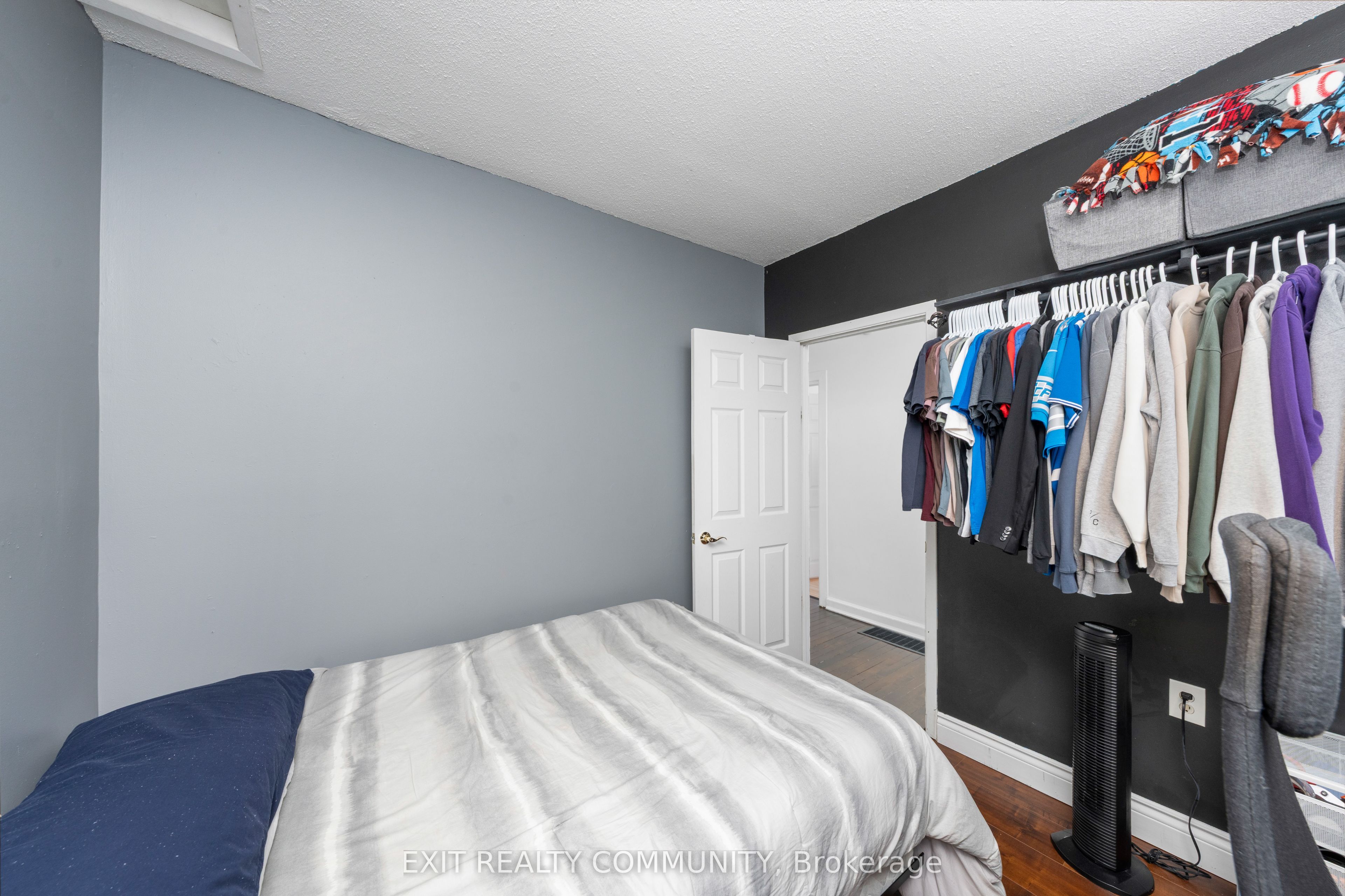 20 Wharncliffe Road S Property Photo 26