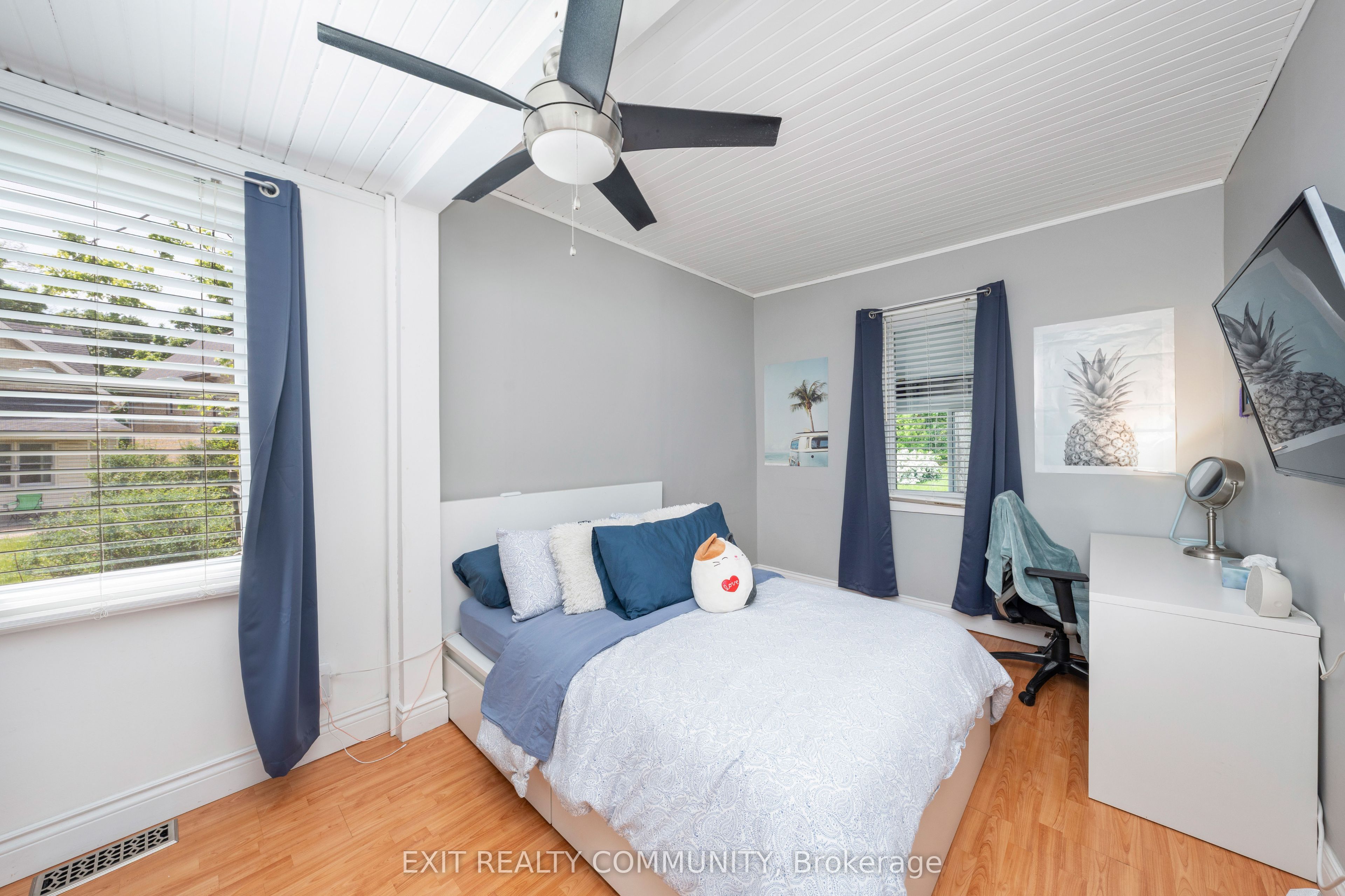 20 Wharncliffe Road S Property Photo 27