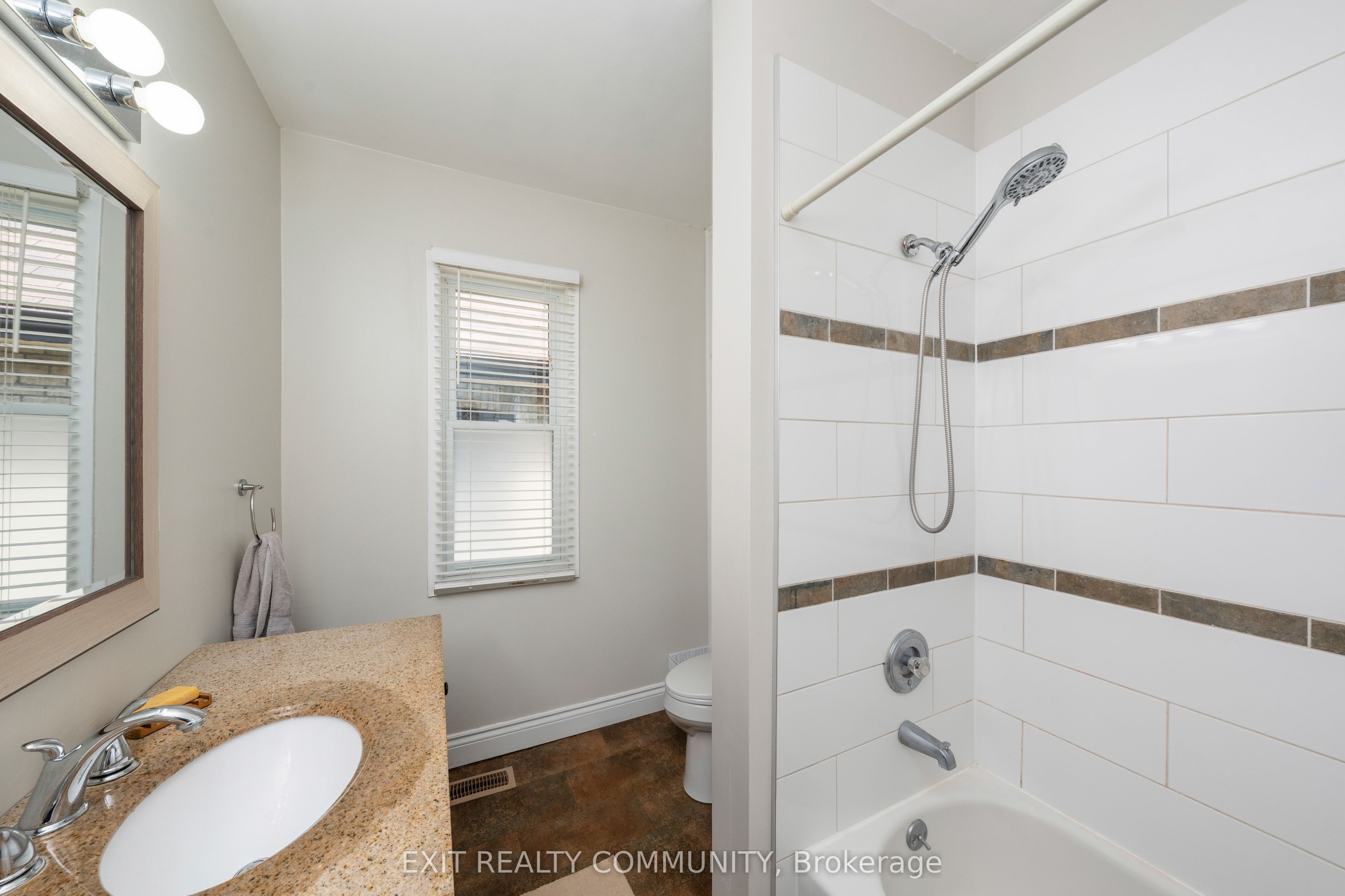 20 Wharncliffe Road S Property Photo 29