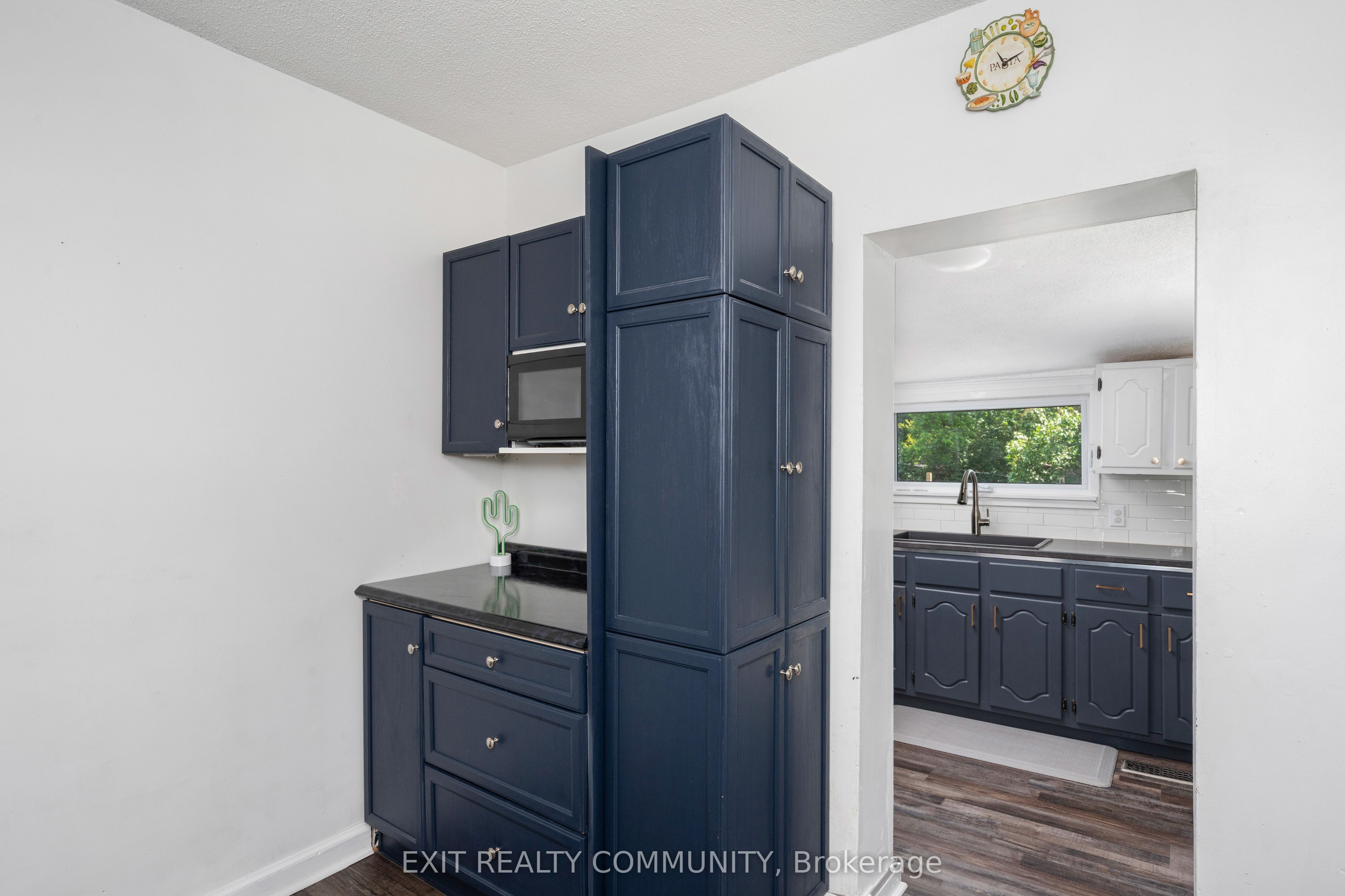20 Wharncliffe Road S Property Photo 33