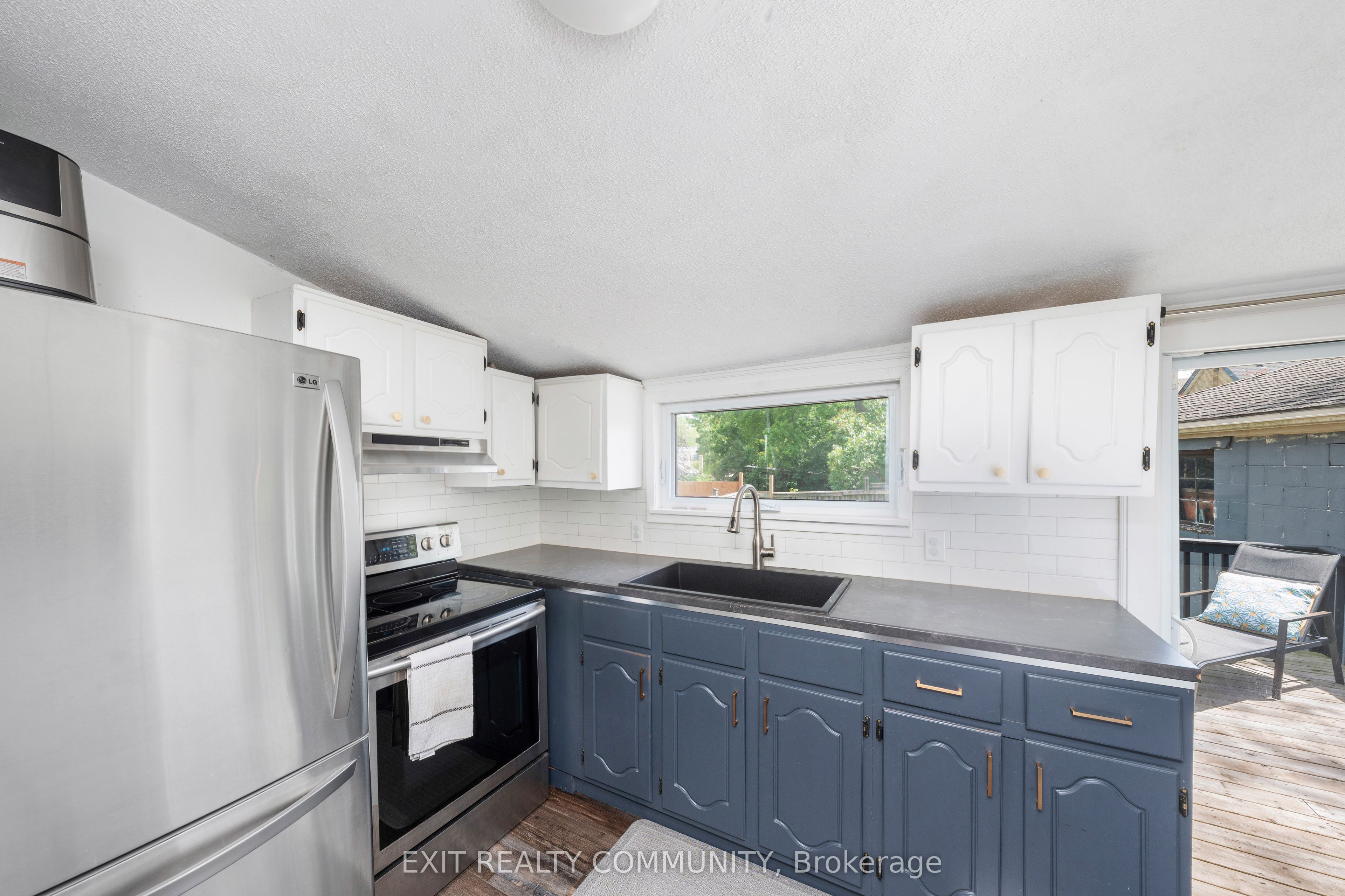 20 Wharncliffe Road S Property Photo 38