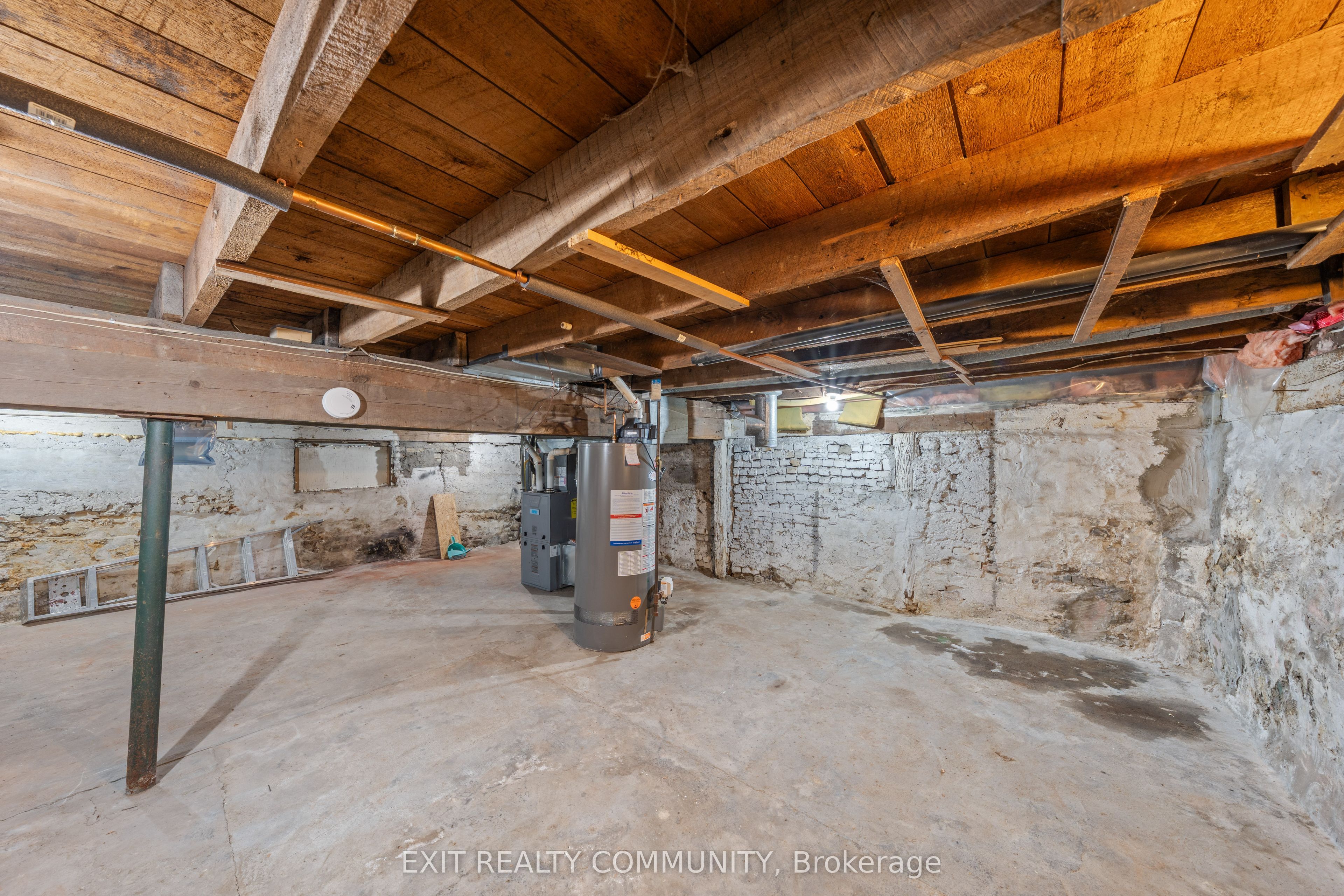 20 Wharncliffe Road S Property Photo 44