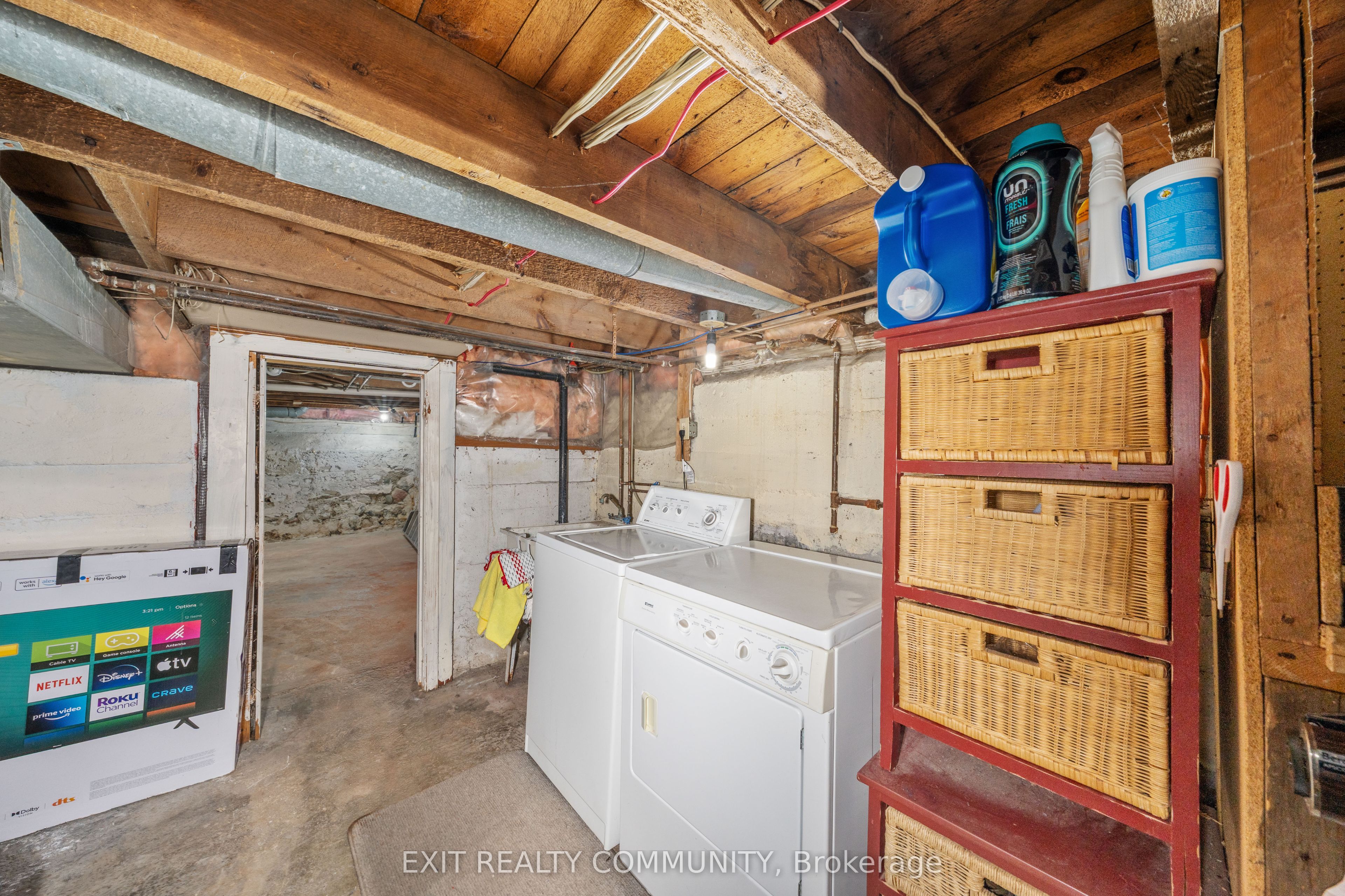 20 Wharncliffe Road S Property Photo 45
