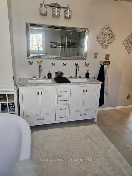 892 Secord Road Property Photo 22