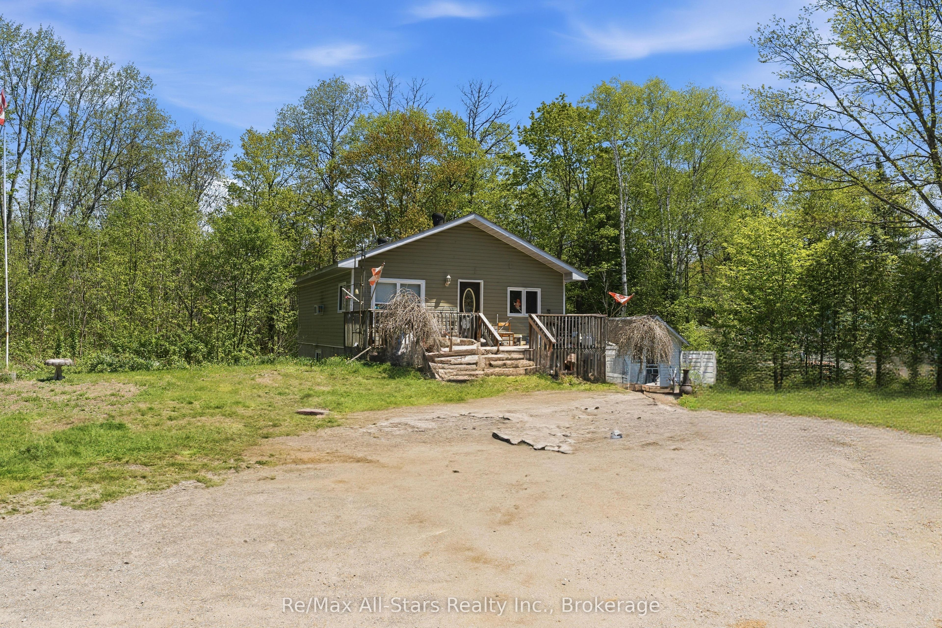 2170 Buckslide Road Property Photo 3