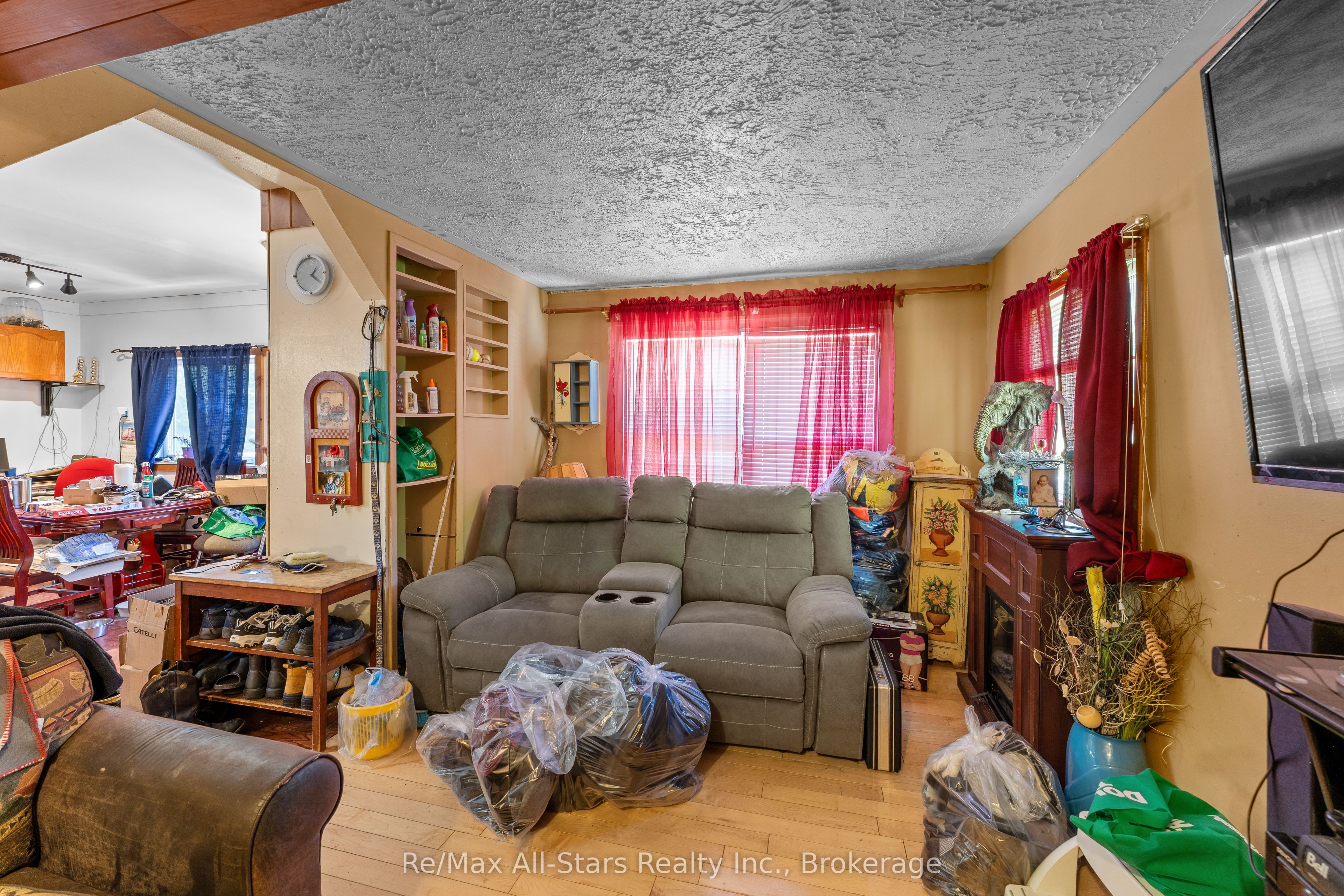 2170 Buckslide Road Property Photo 7