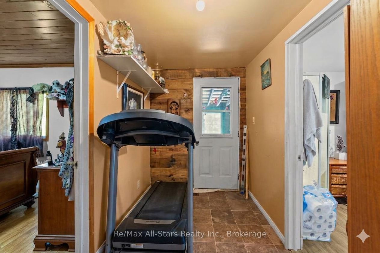 2170 Buckslide Road Property Photo 8