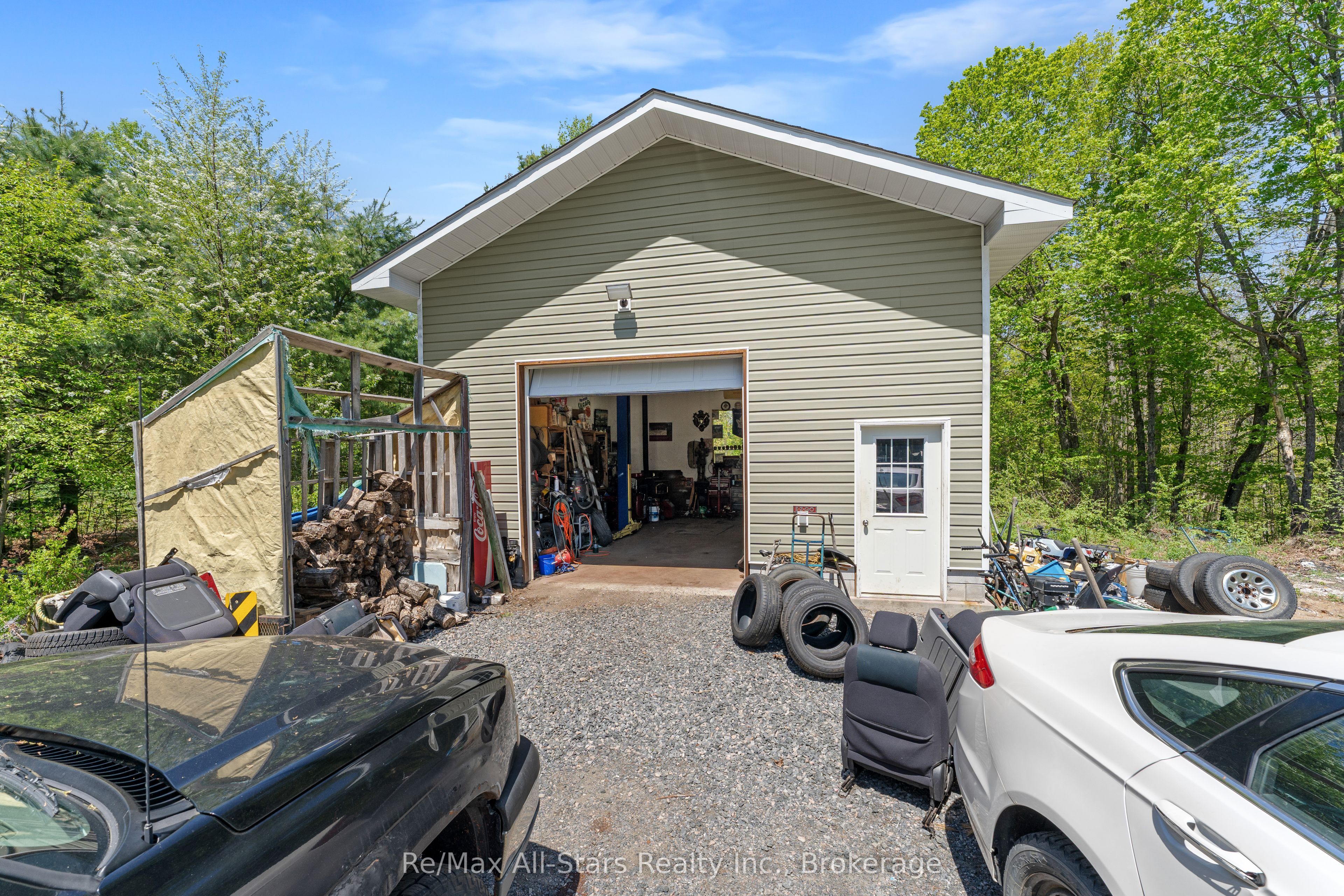 2170 Buckslide Road Property Photo 13
