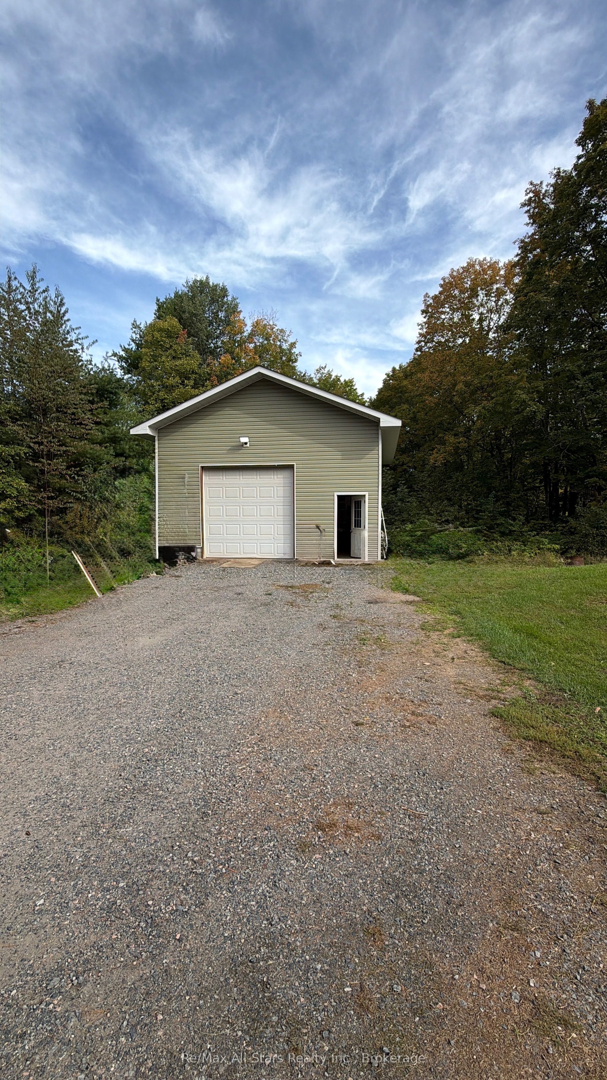 2170 Buckslide Road Property Photo 15