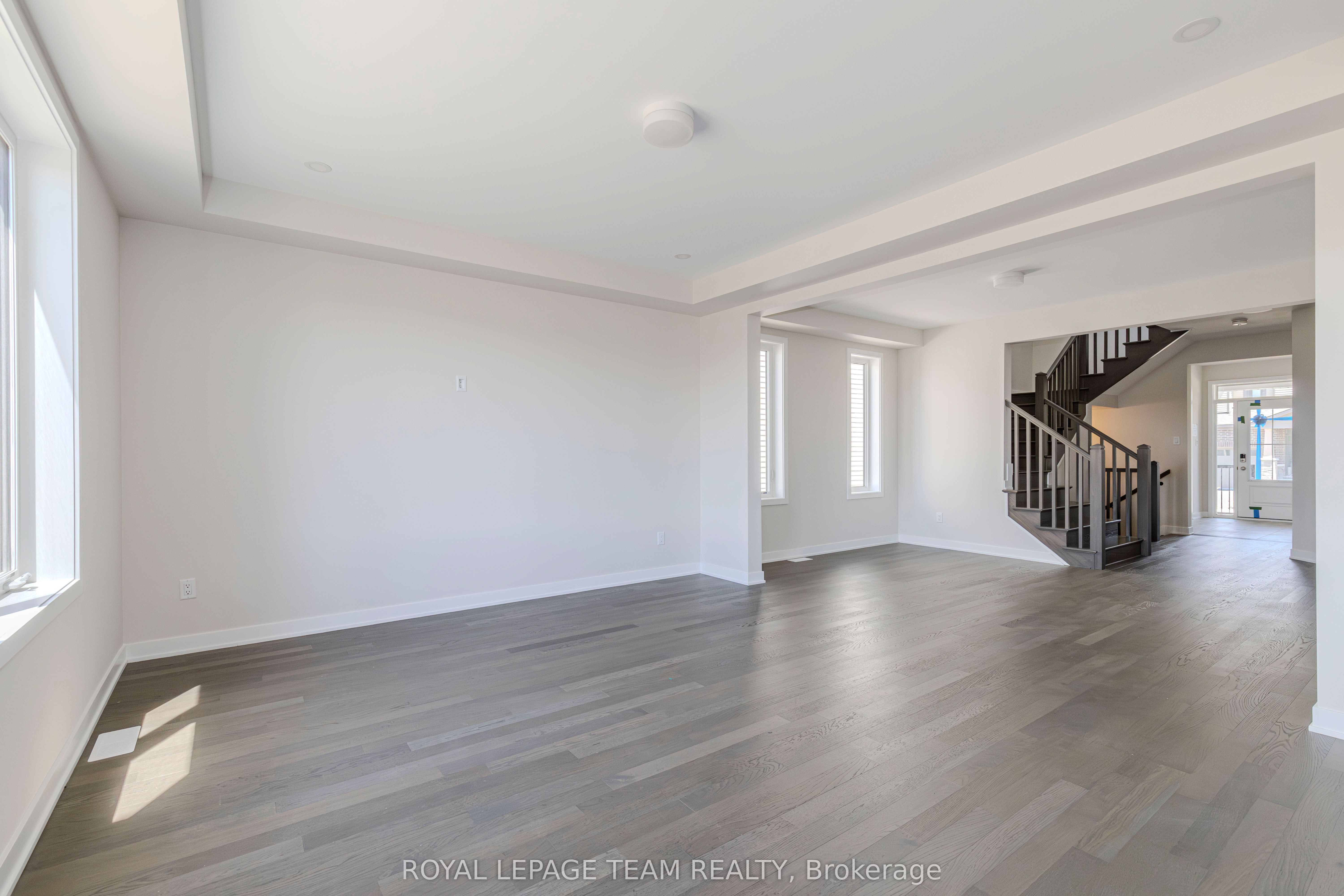 475 Meynell Road E Property Photo 6