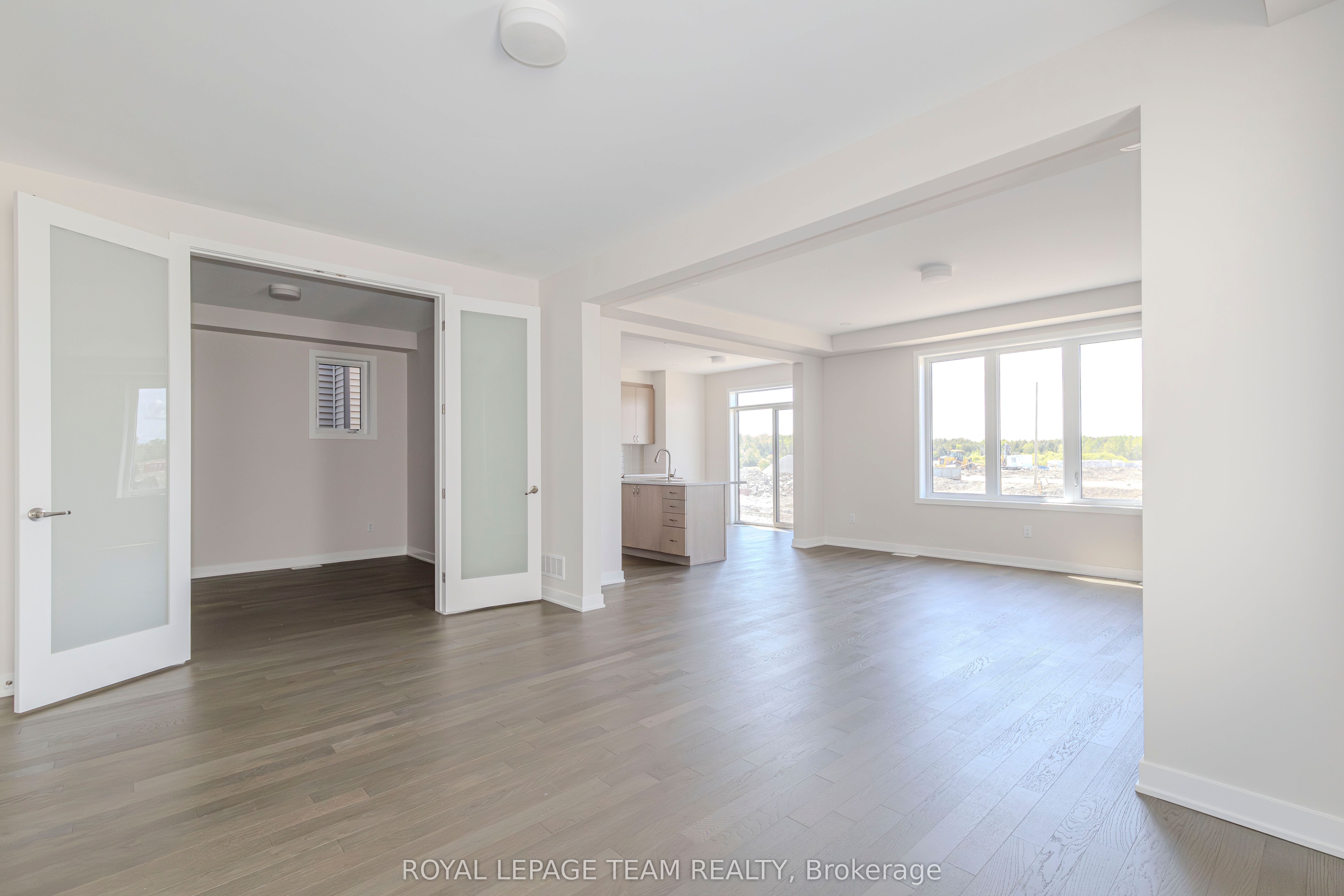 475 Meynell Road E Property Photo 10