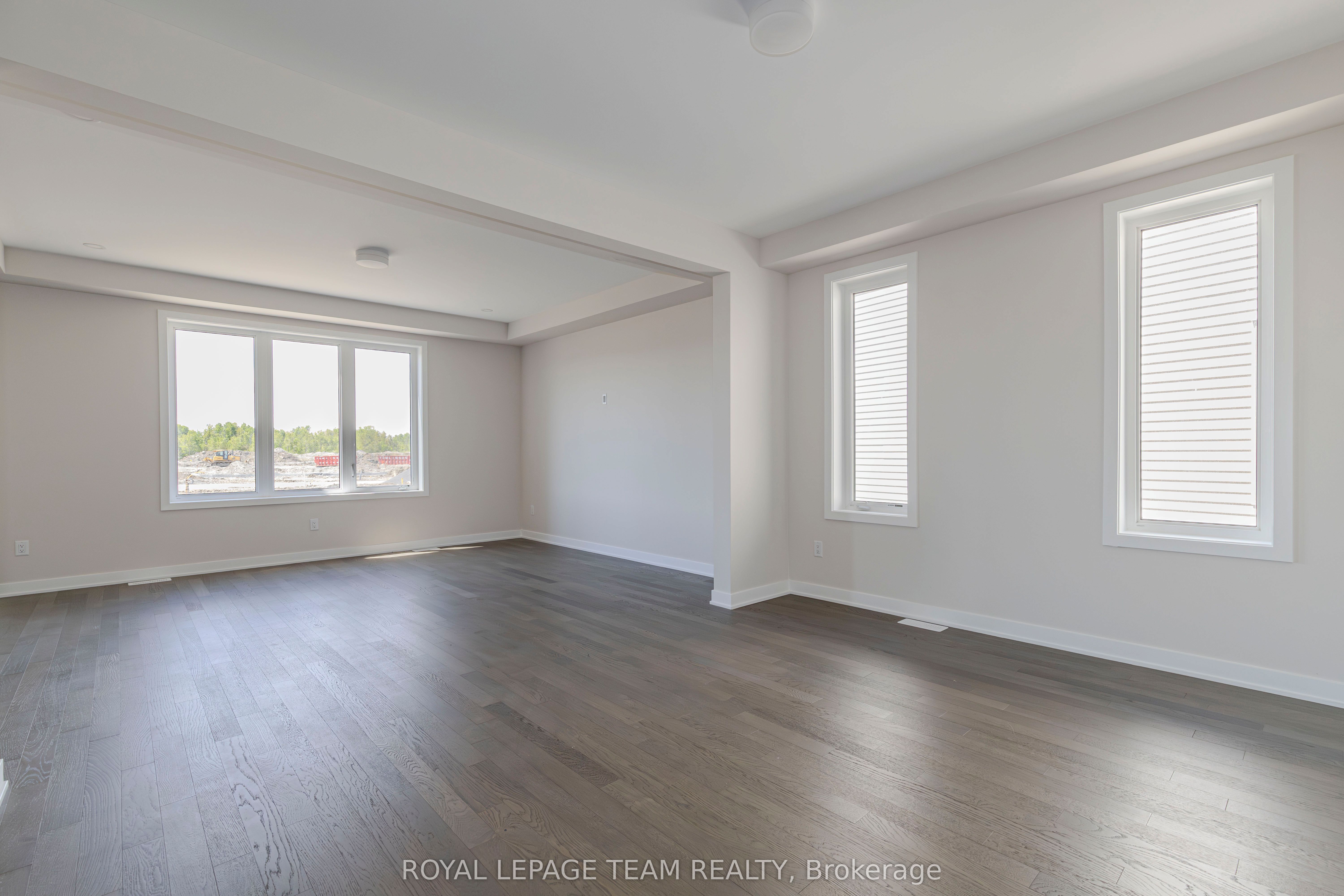475 Meynell Road E Property Photo 11