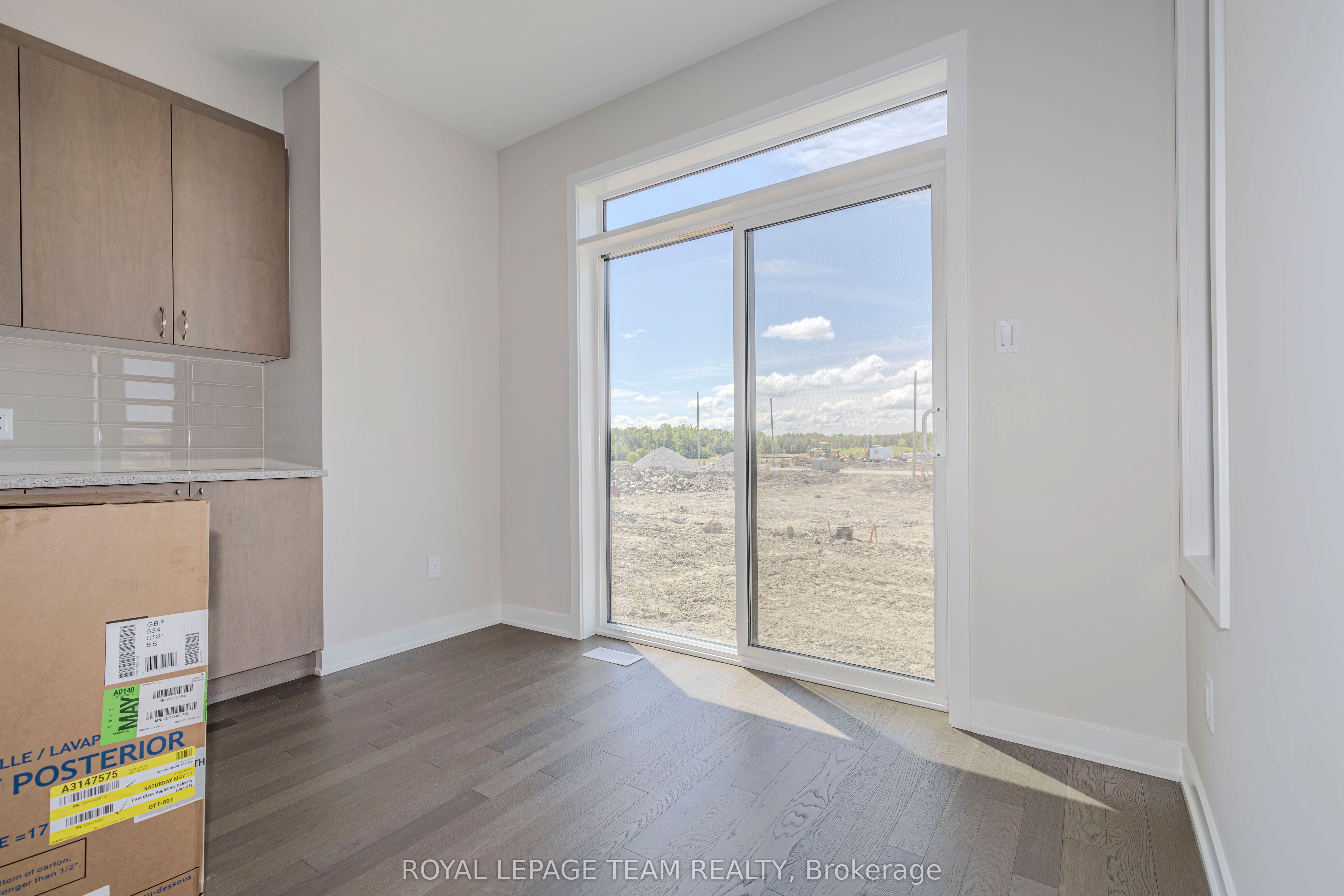 475 Meynell Road E Property Photo 25