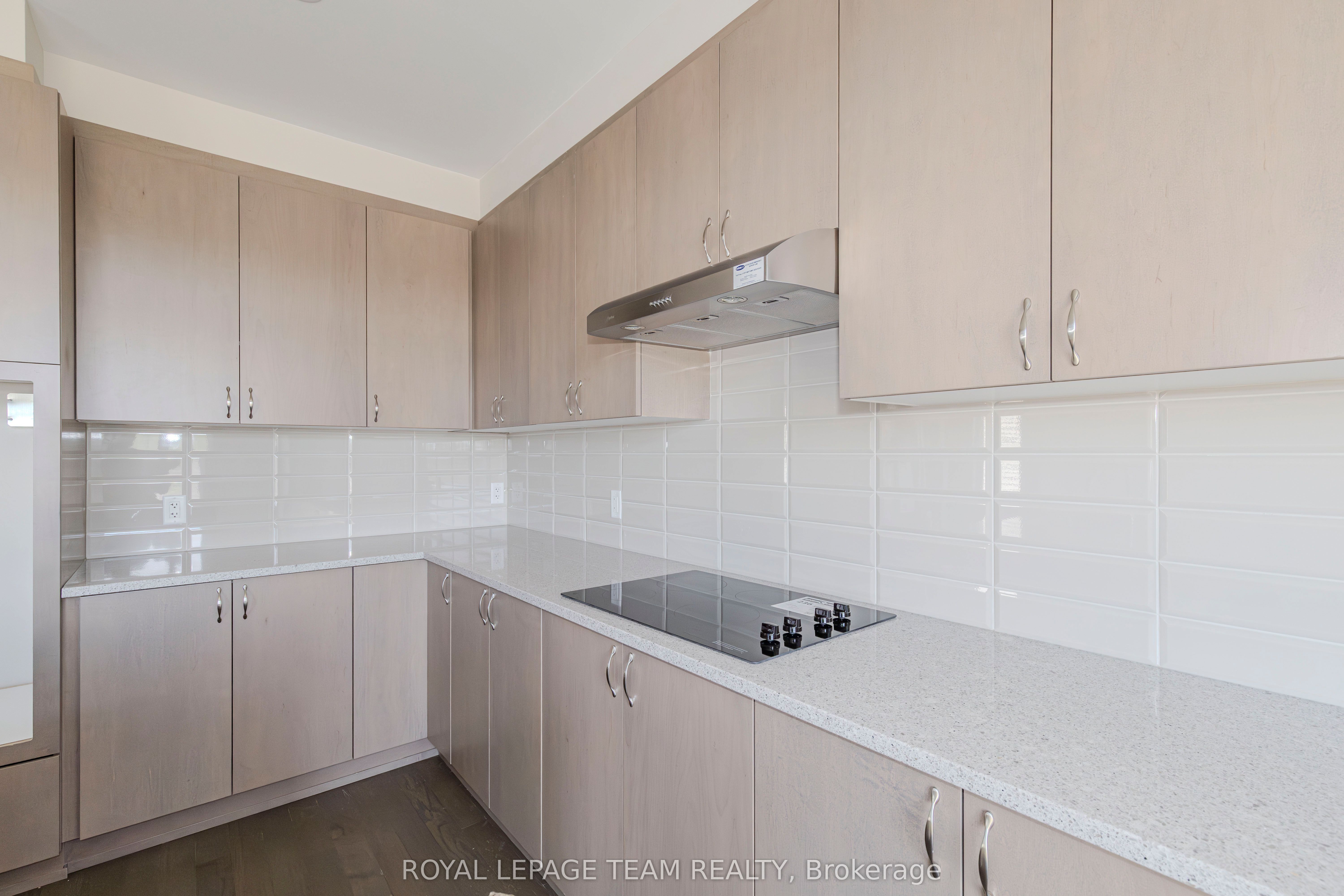 475 Meynell Road E Property Photo 27
