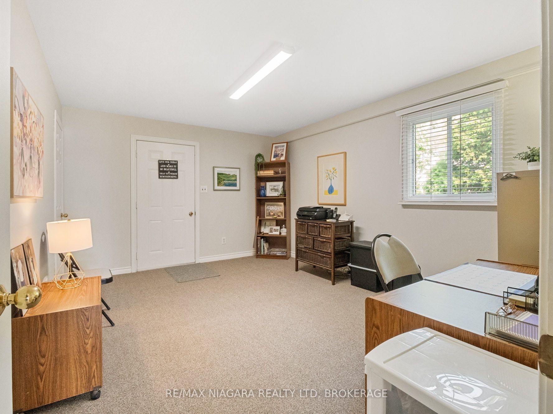 735 Niagara Boulevard Property Photo 24