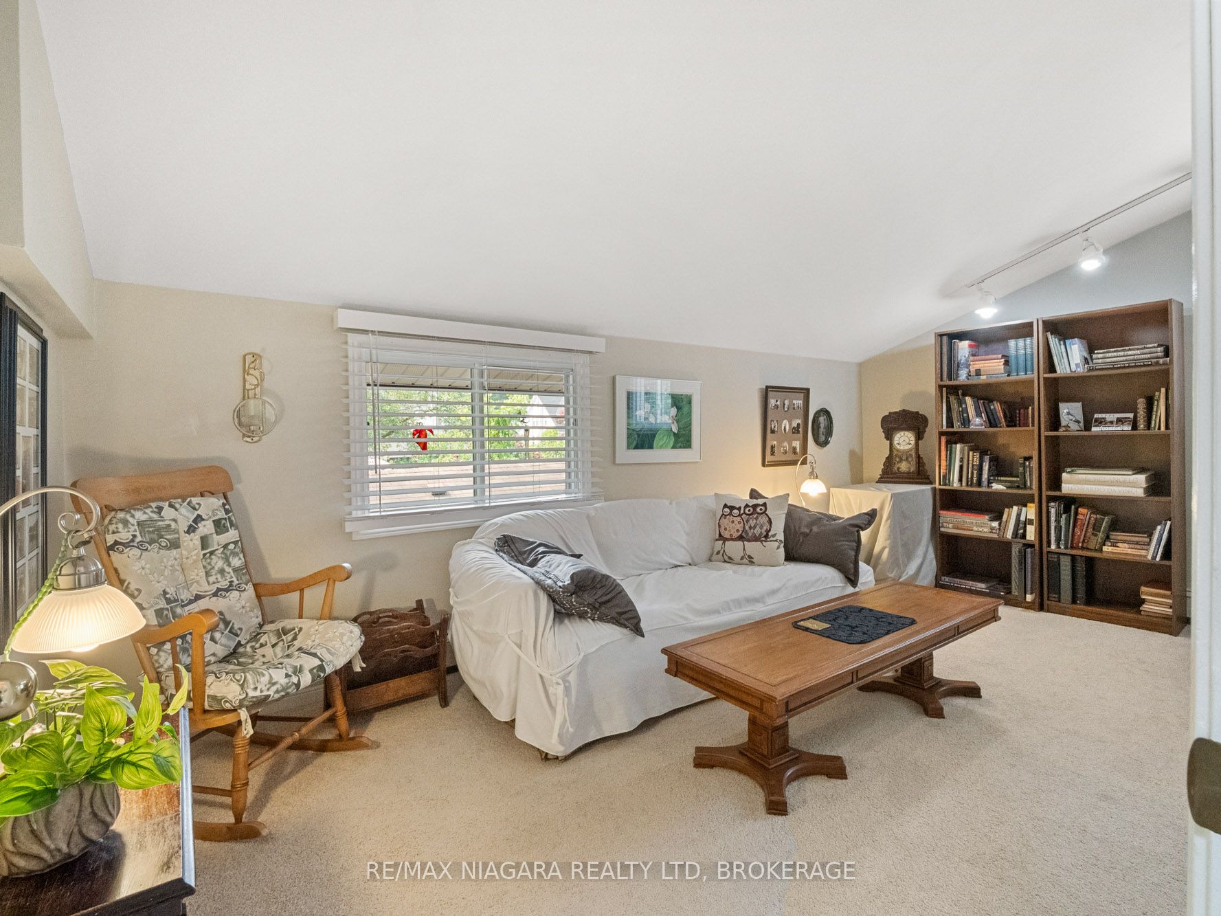 735 Niagara Boulevard Property Photo 31
