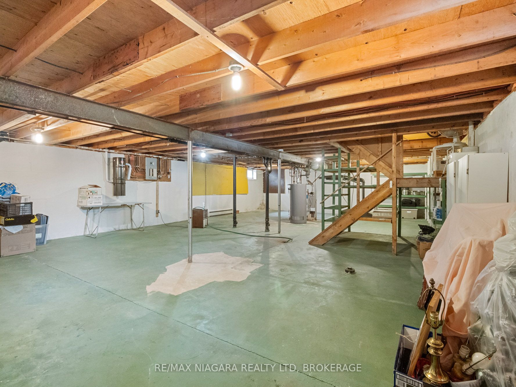 735 Niagara Boulevard Property Photo 32