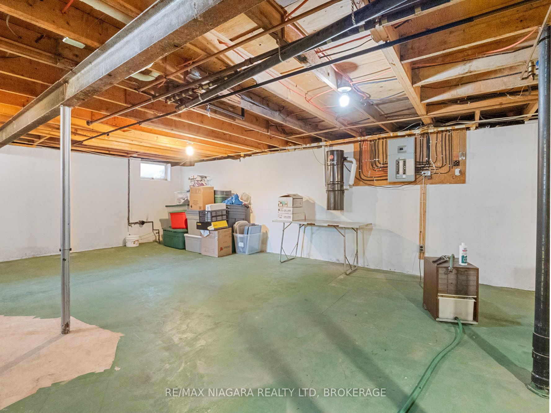735 Niagara Boulevard Property Photo 33