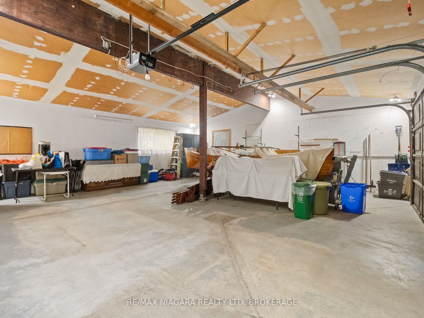 735 Niagara Boulevard Property Photo 34