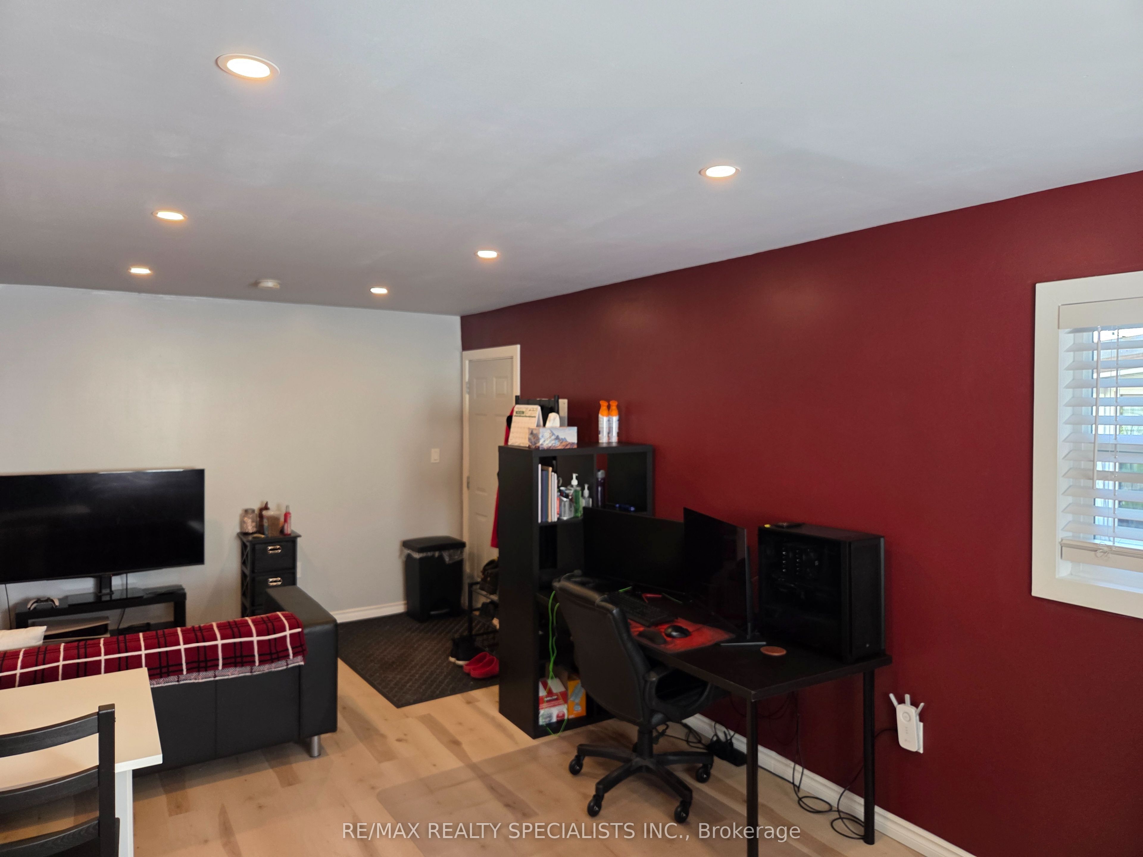 112 Indian Road Property Photo 14