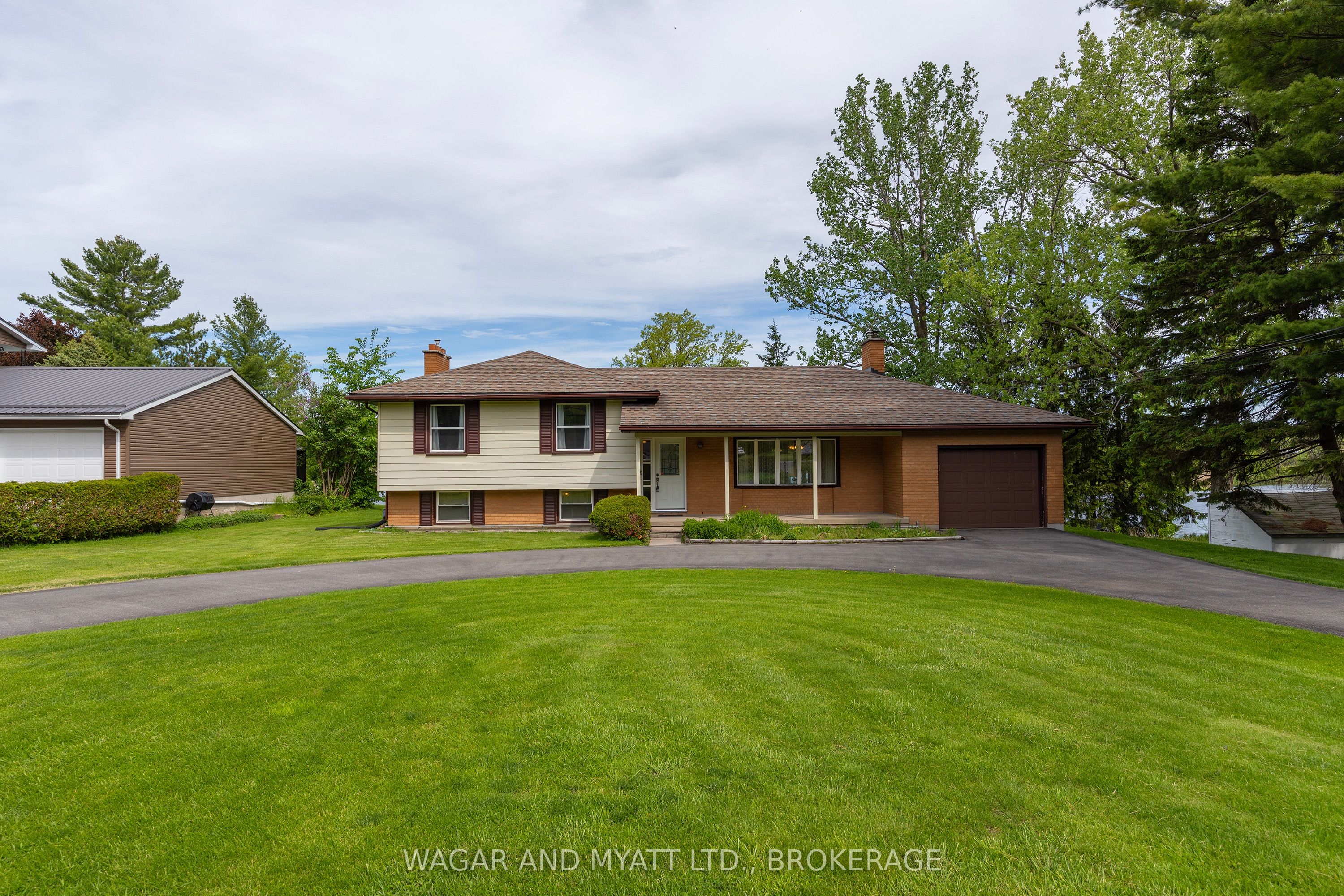 87 River Road Property Photo 3