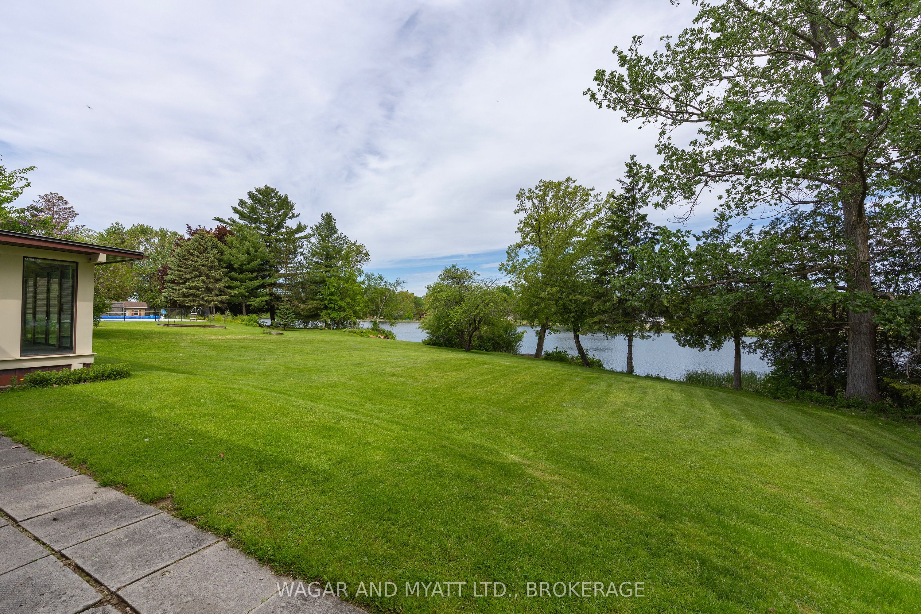 87 River Road Property Photo 6