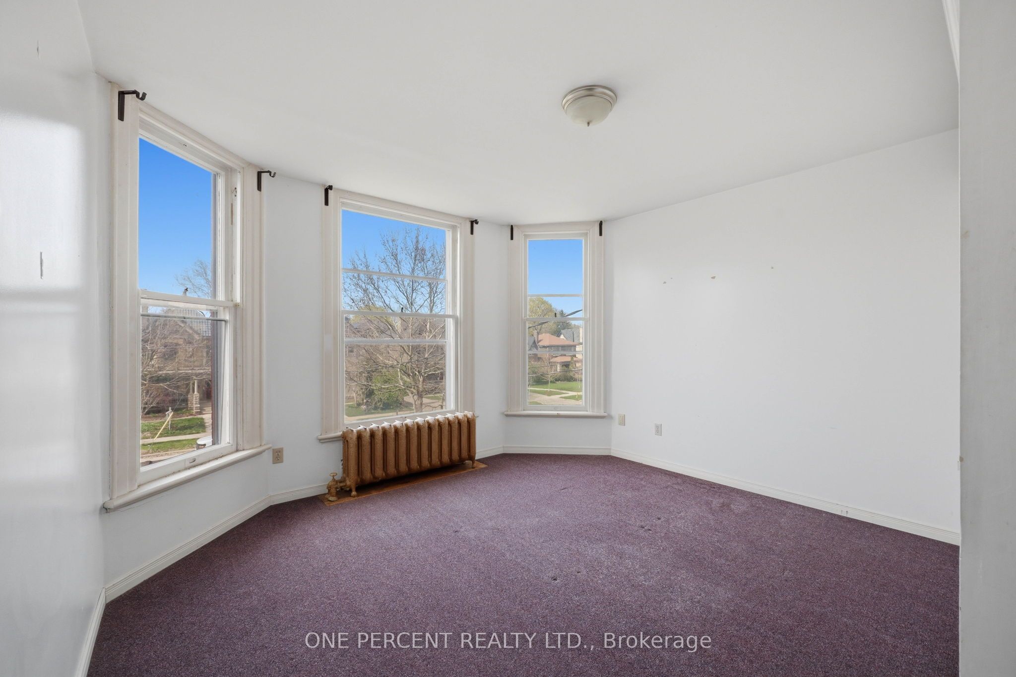 305 Central Avenue Property Photo 18