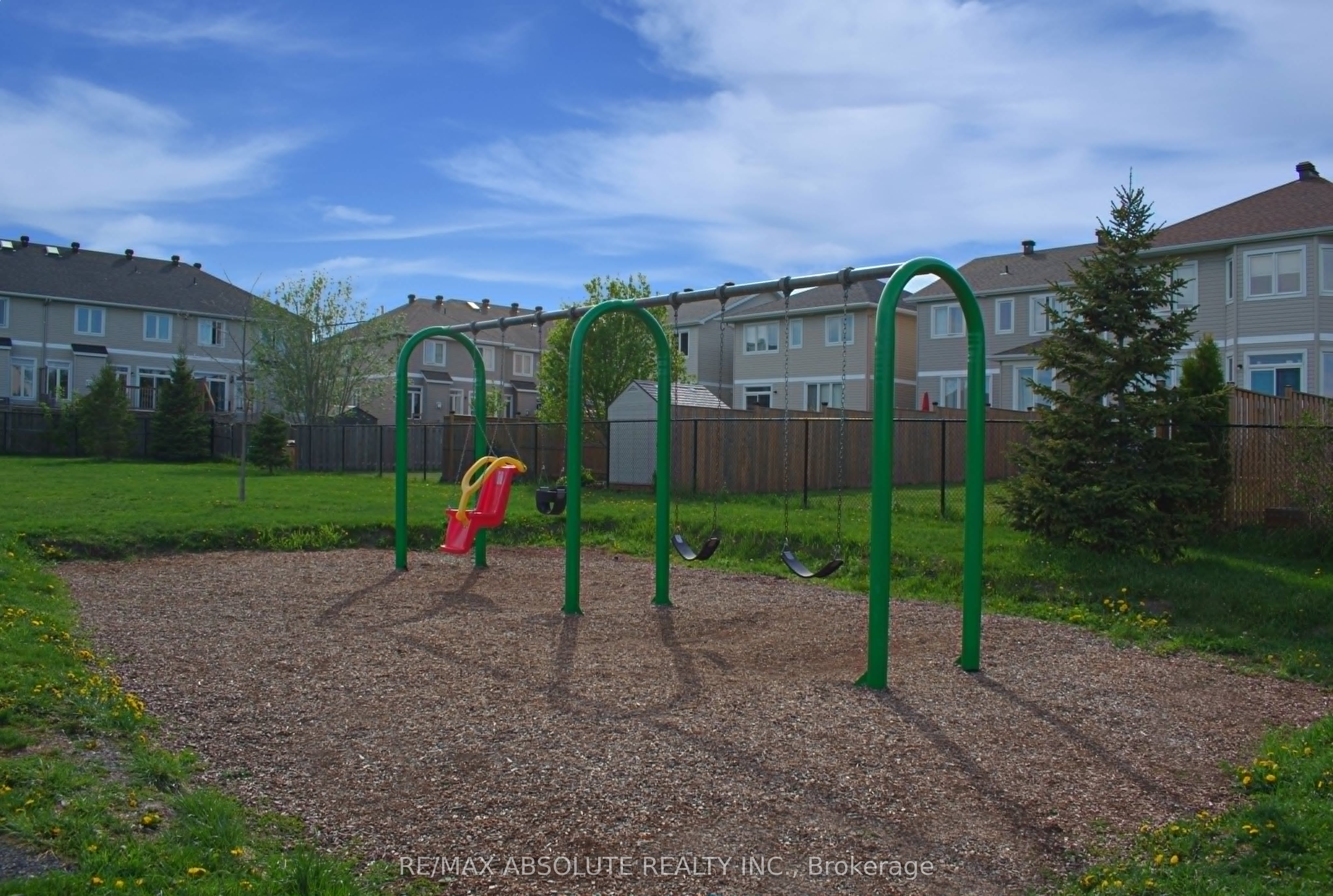 185 Desmond Trudeau Drive Property Photo 33