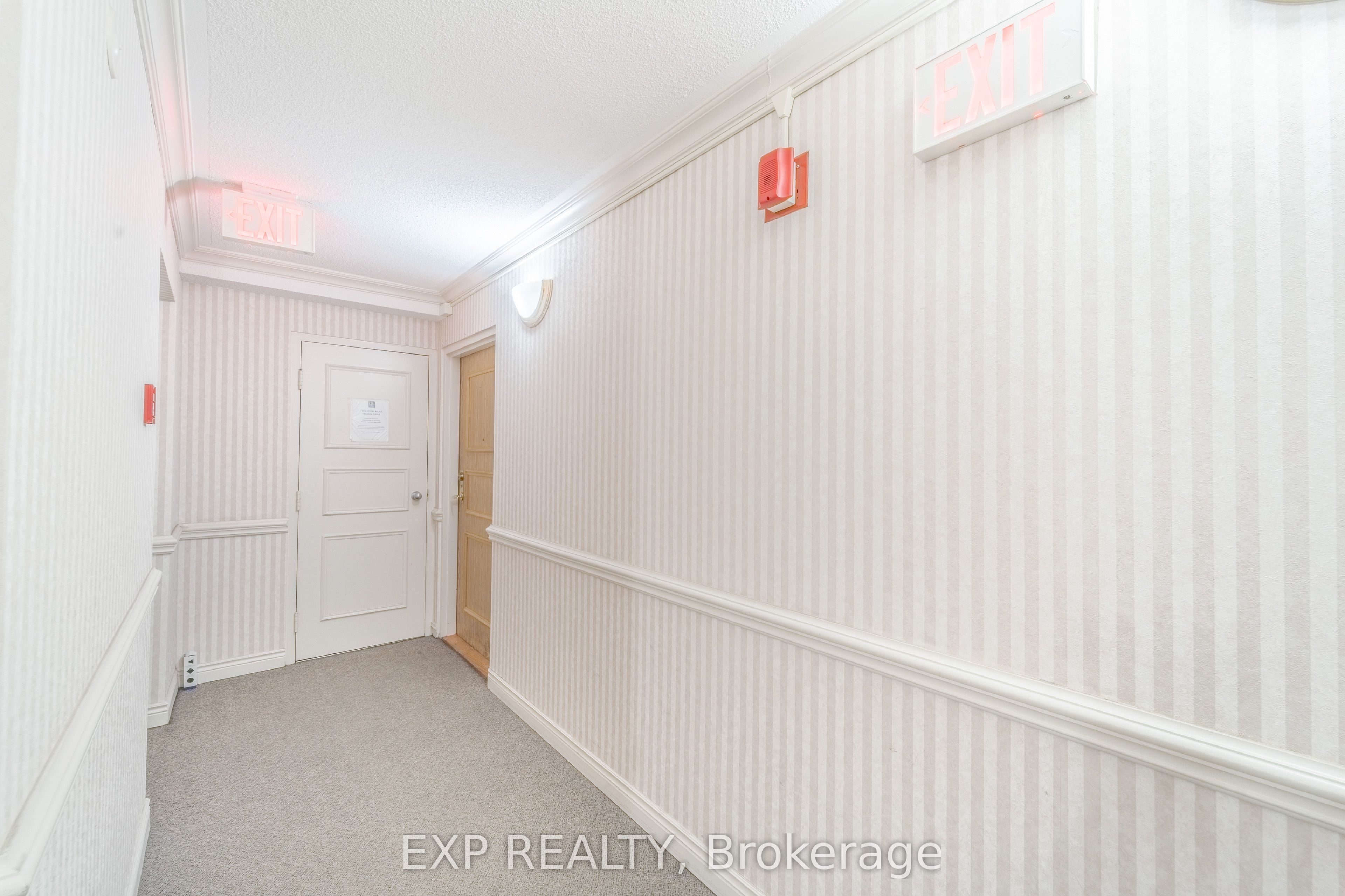 432 Main Street E 601 Property Photo 5