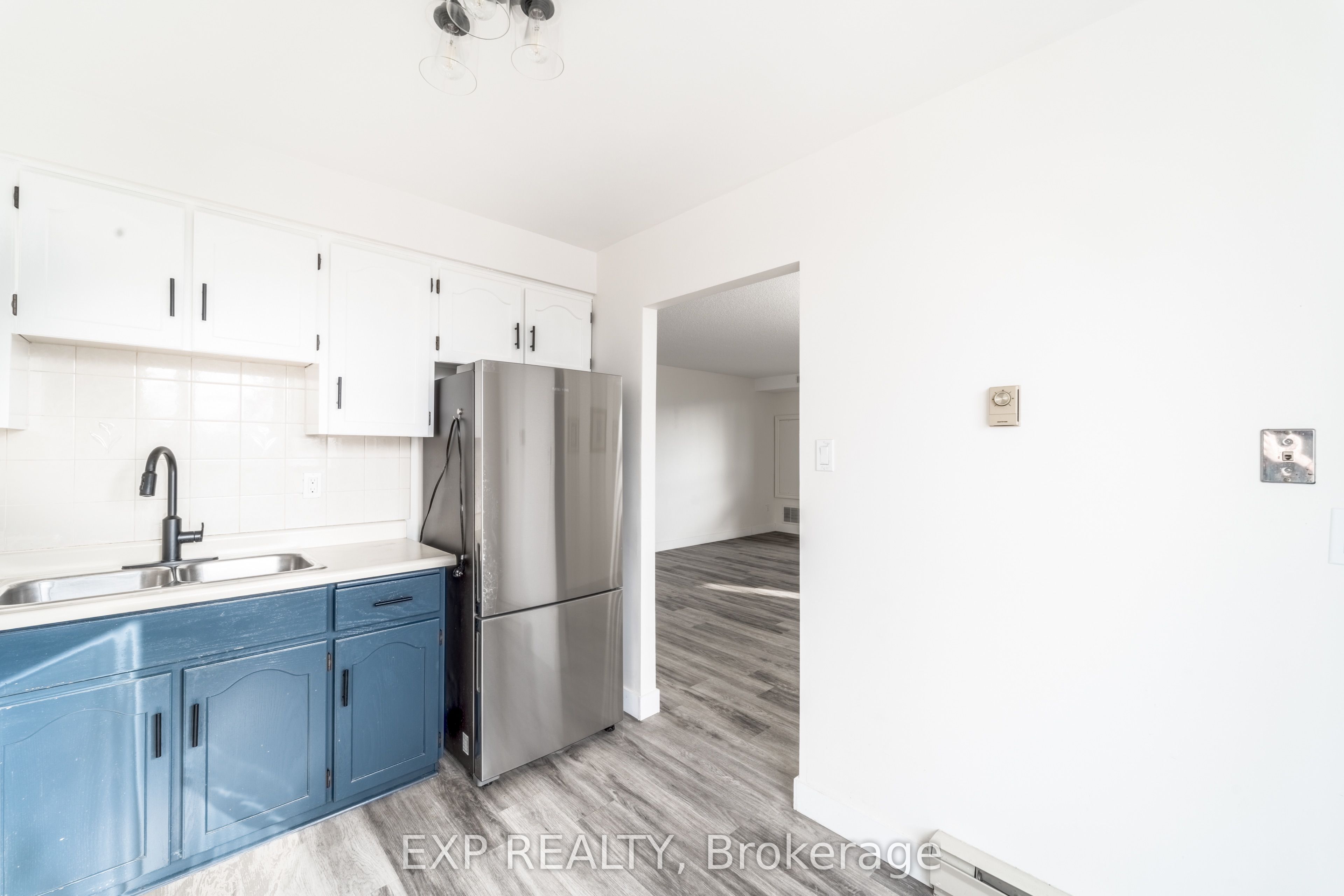 432 Main Street E 601 Property Photo 11