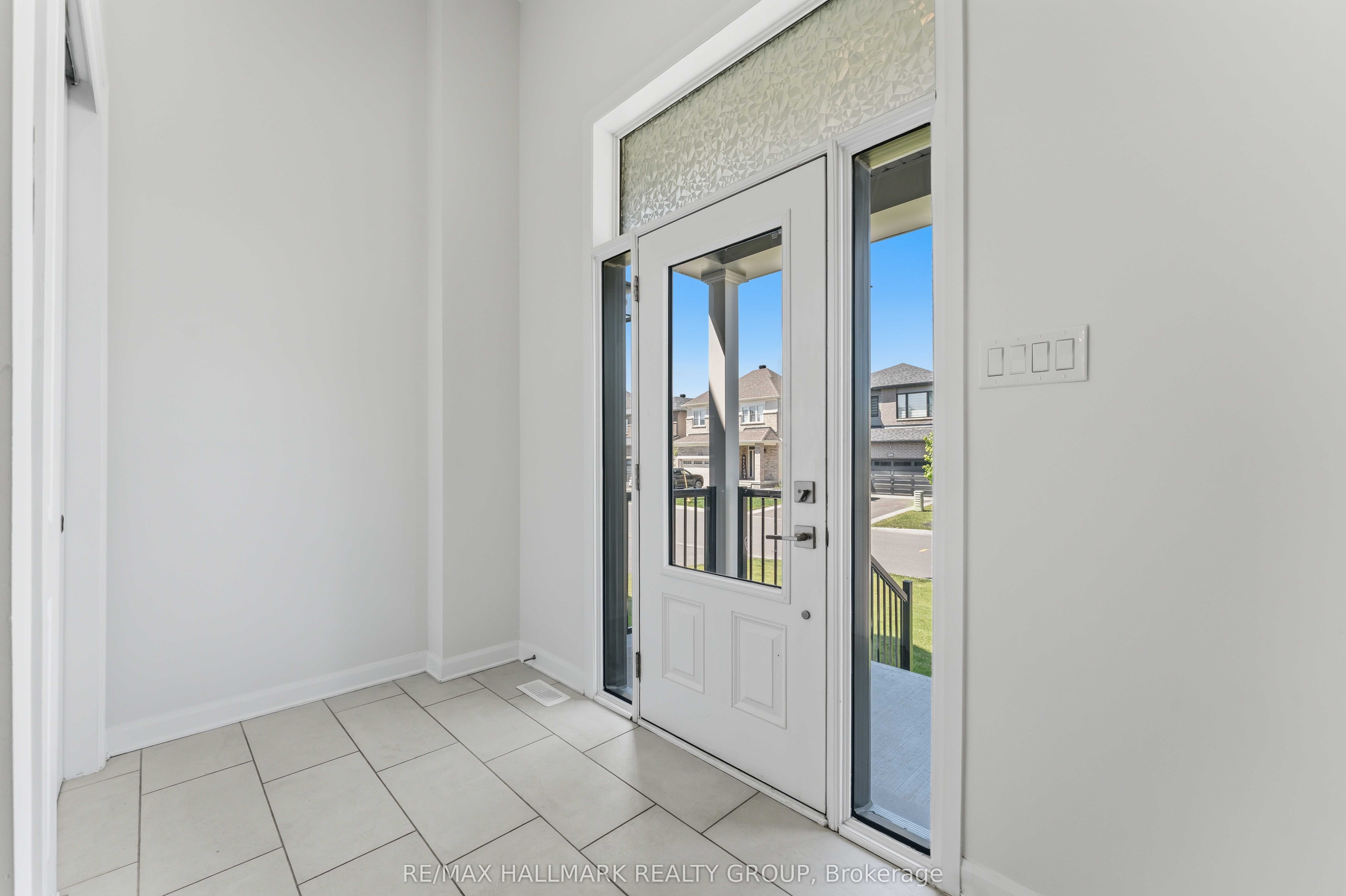 1014 Jubilation Court Property Photo 2