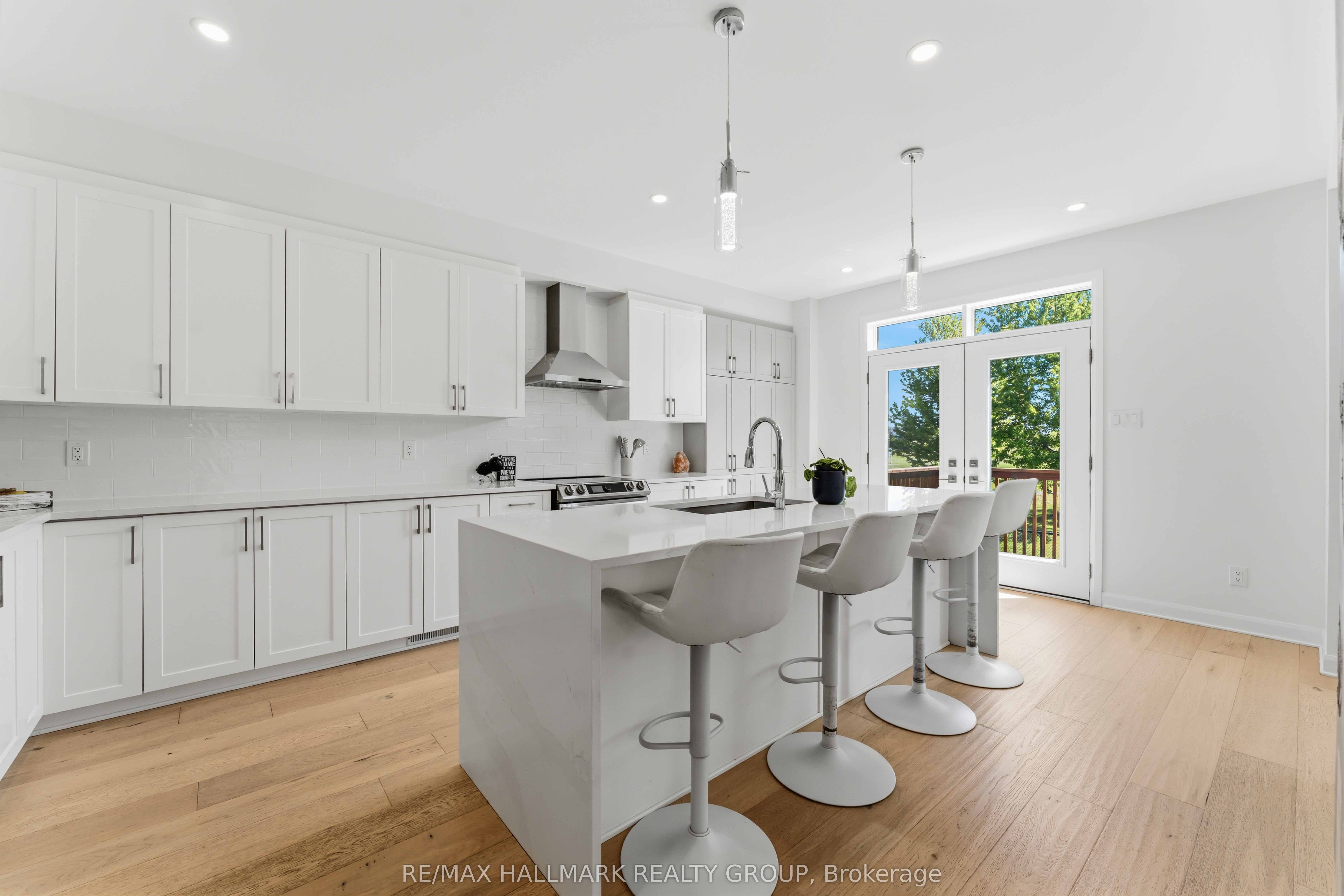 1014 Jubilation Court Property Photo 15