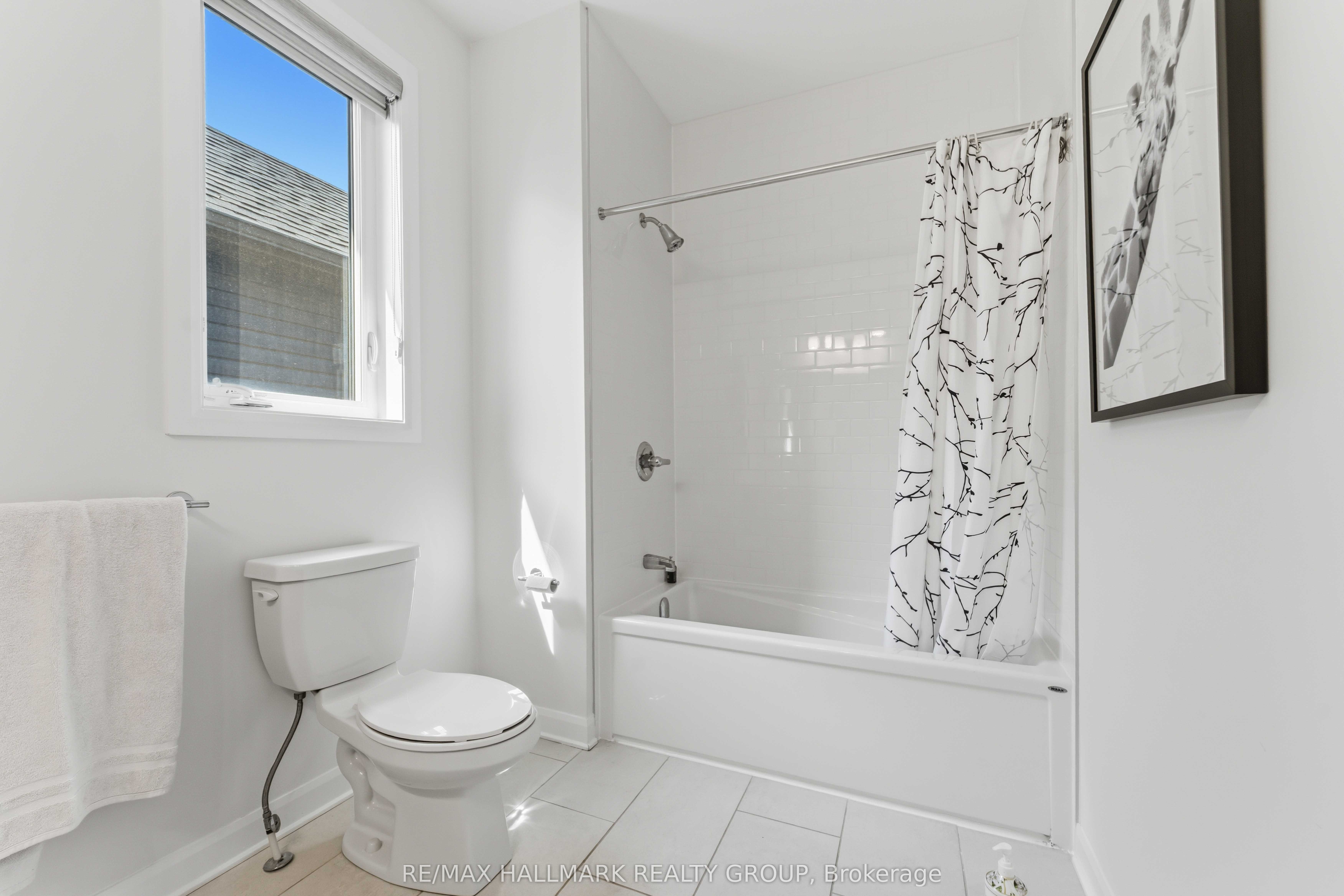 1014 Jubilation Court Property Photo 35