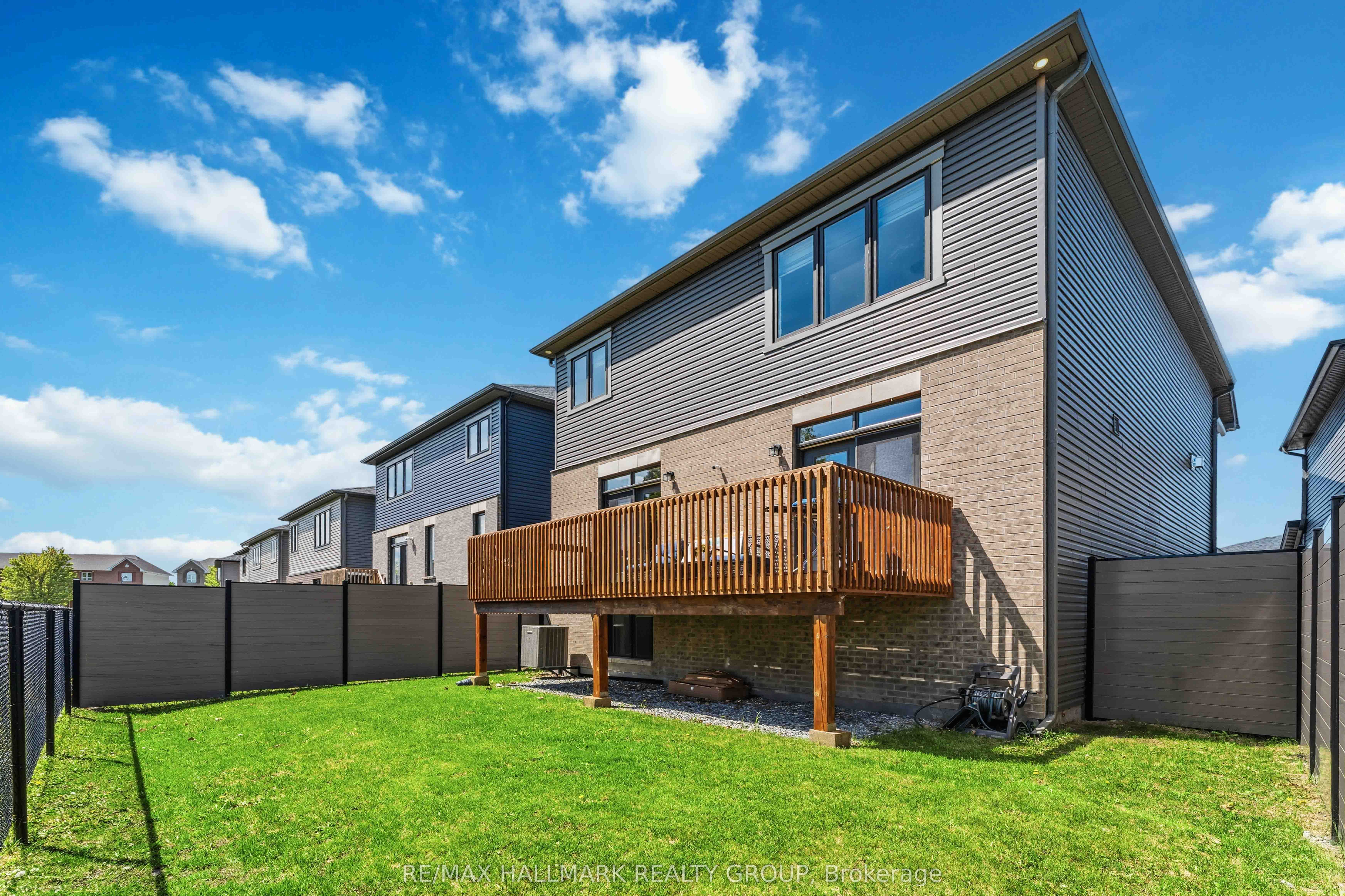 1014 Jubilation Court Property Photo 43