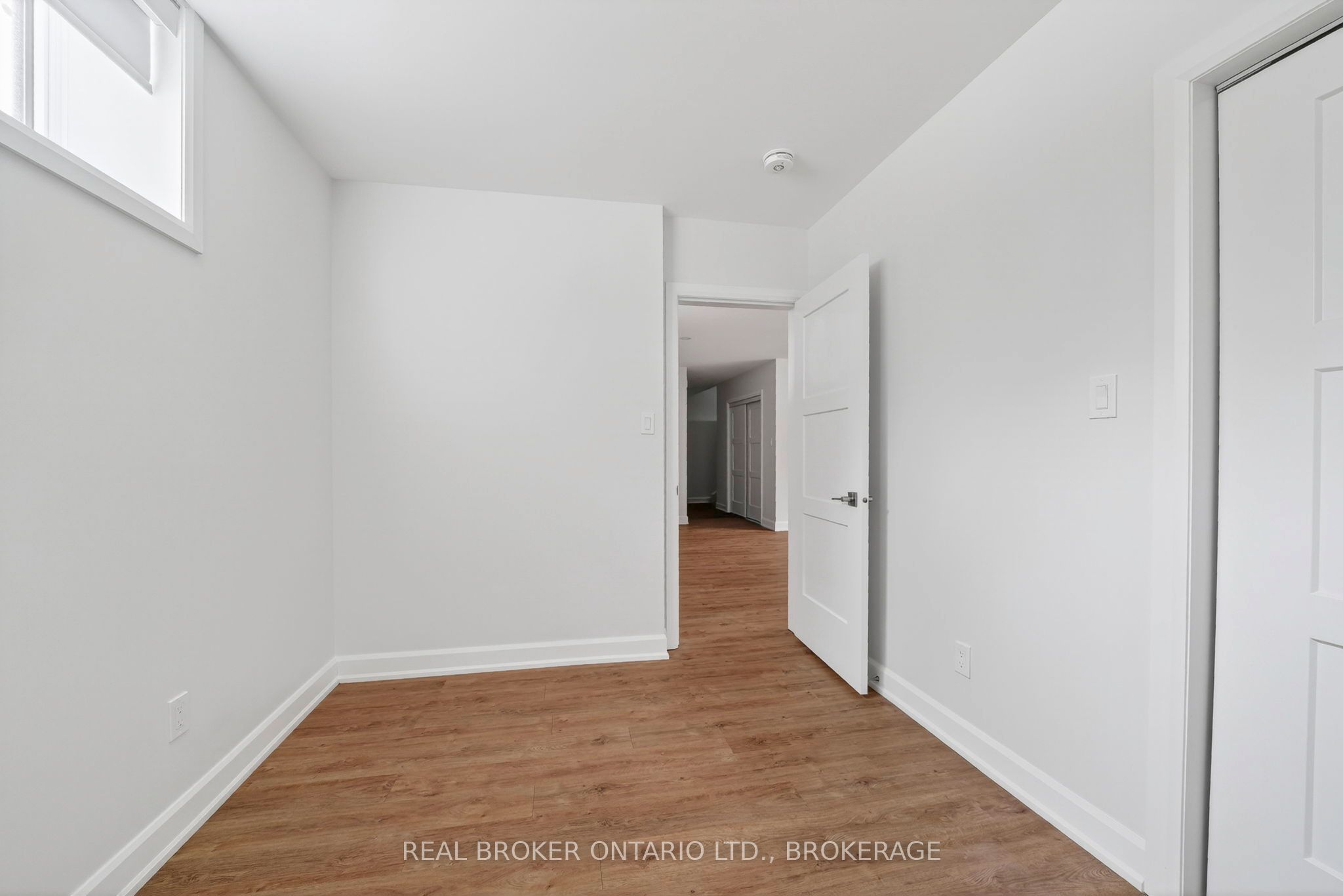 600 Second Street E Unit #4a Property Photo 10