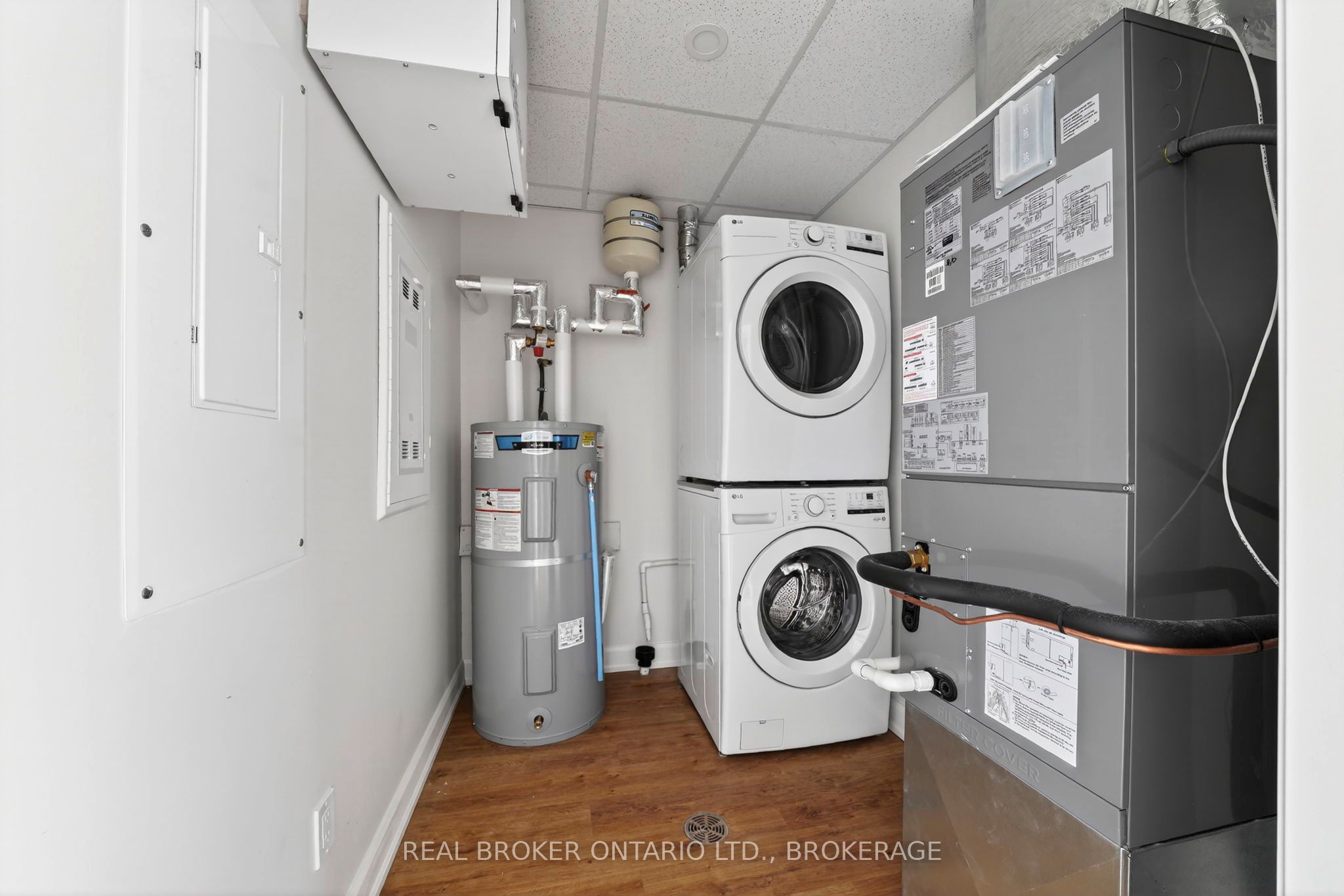600 Second Street E Unit #4a Property Photo 14