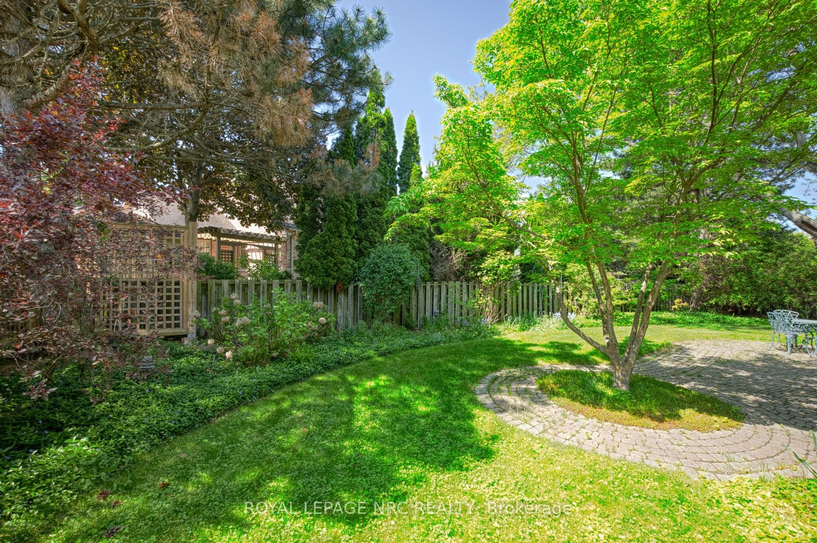 35 Garrison Village Drive Property Photo 6
