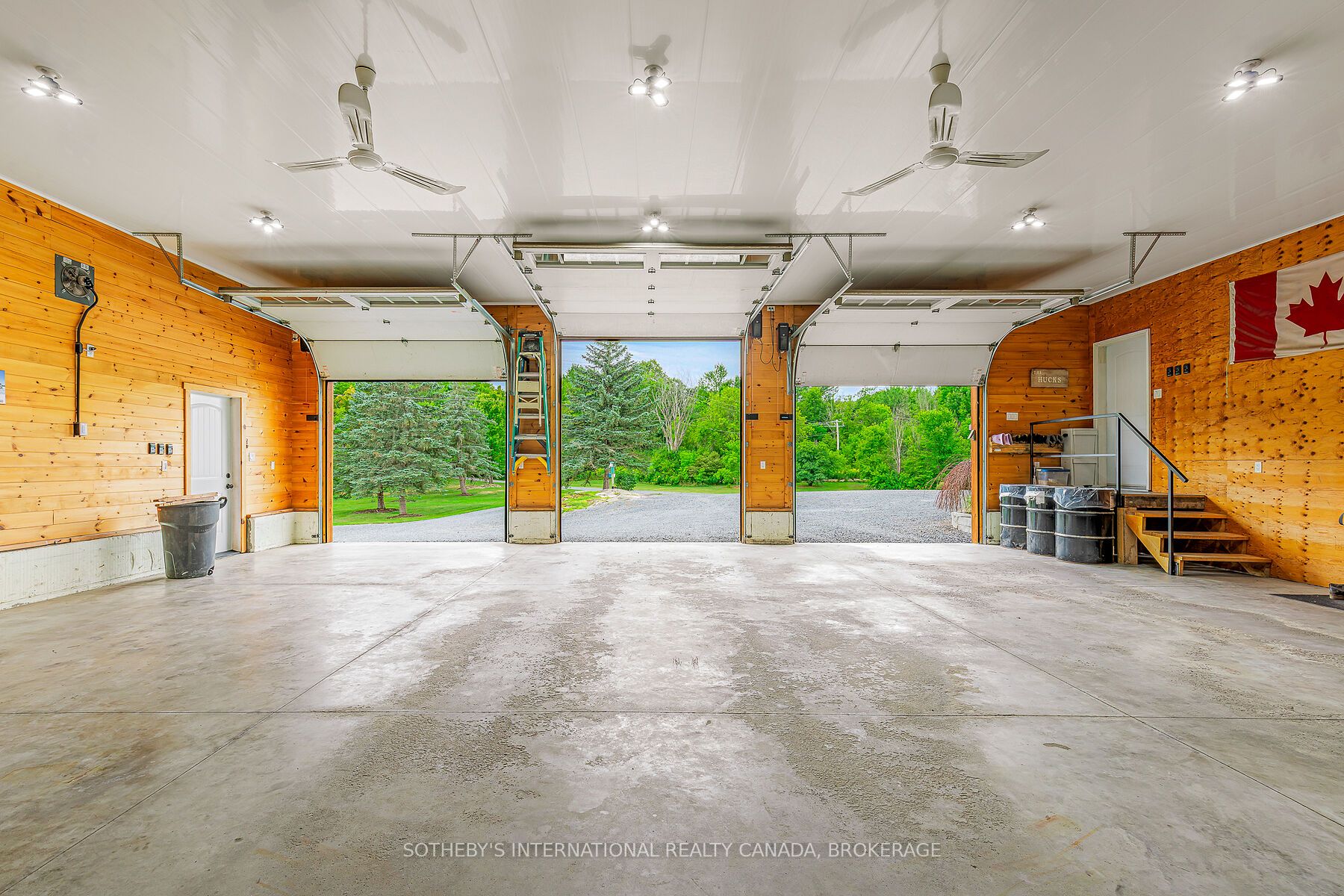 92 Reynolds Road Property Photo 6
