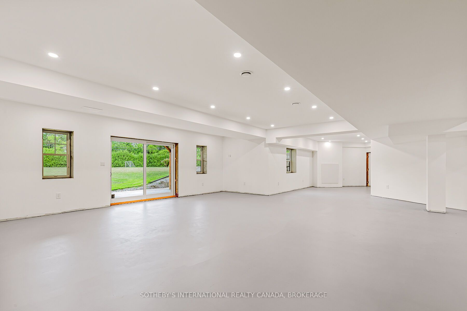 92 Reynolds Road Property Photo 40