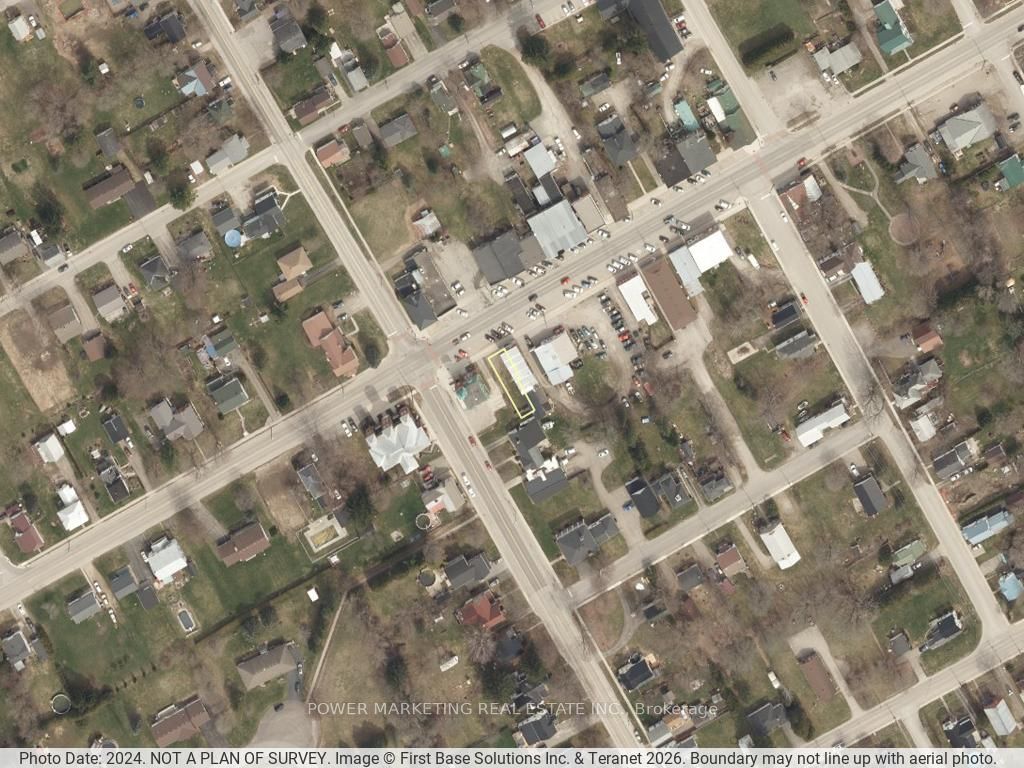5 Main Street E Property Photo 2